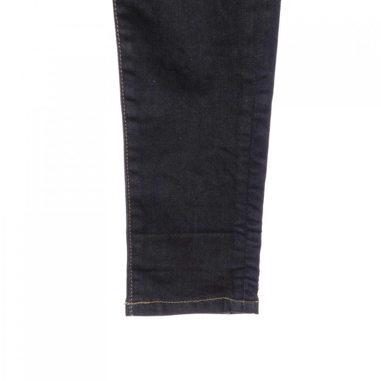 バーバリーブルーレーベル BURBERRY BLUE LABEL E1R30-112-29 ジーンズ
