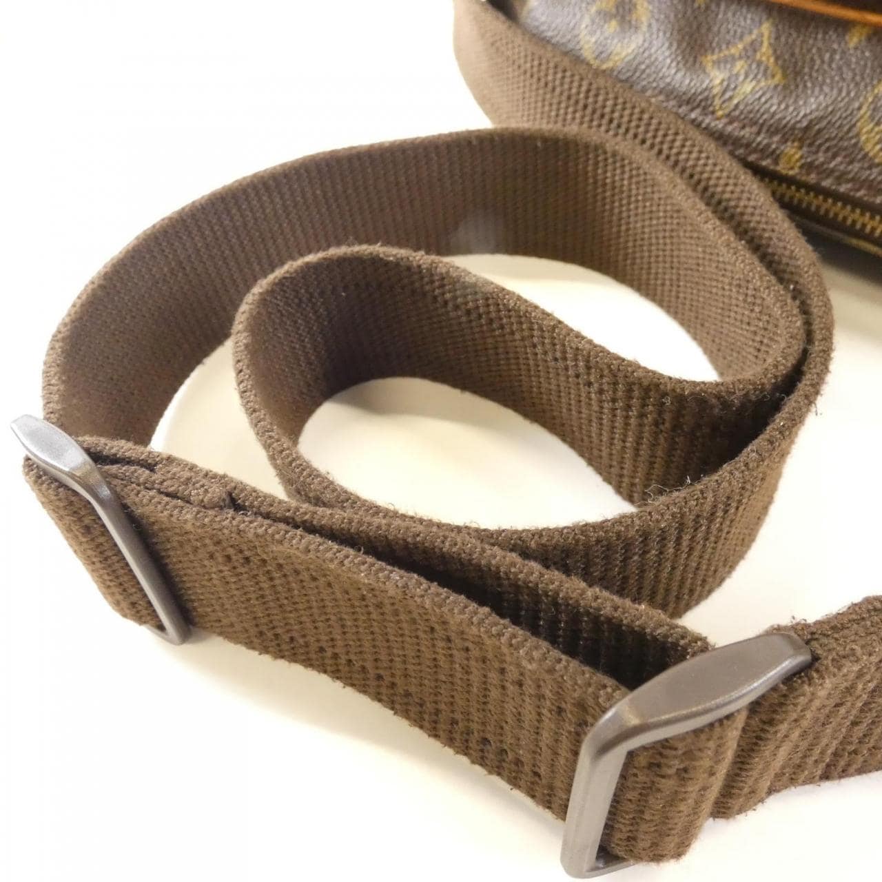 LOUIS VUITTON Monogram Reporter 28 厘米 M45254 单肩包