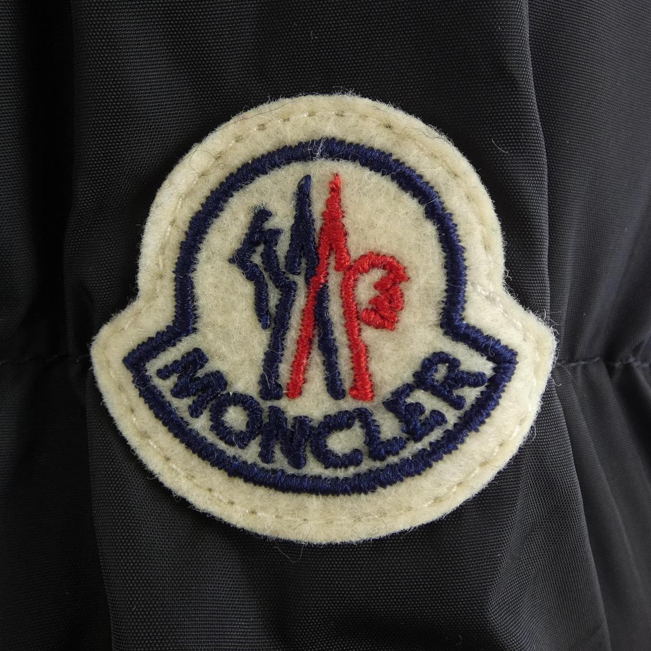 モンクレール MONCLER APHROTI ダウンコート