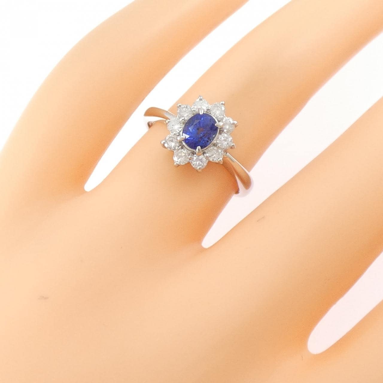 PT900 サファイヤ リング 0.68CT