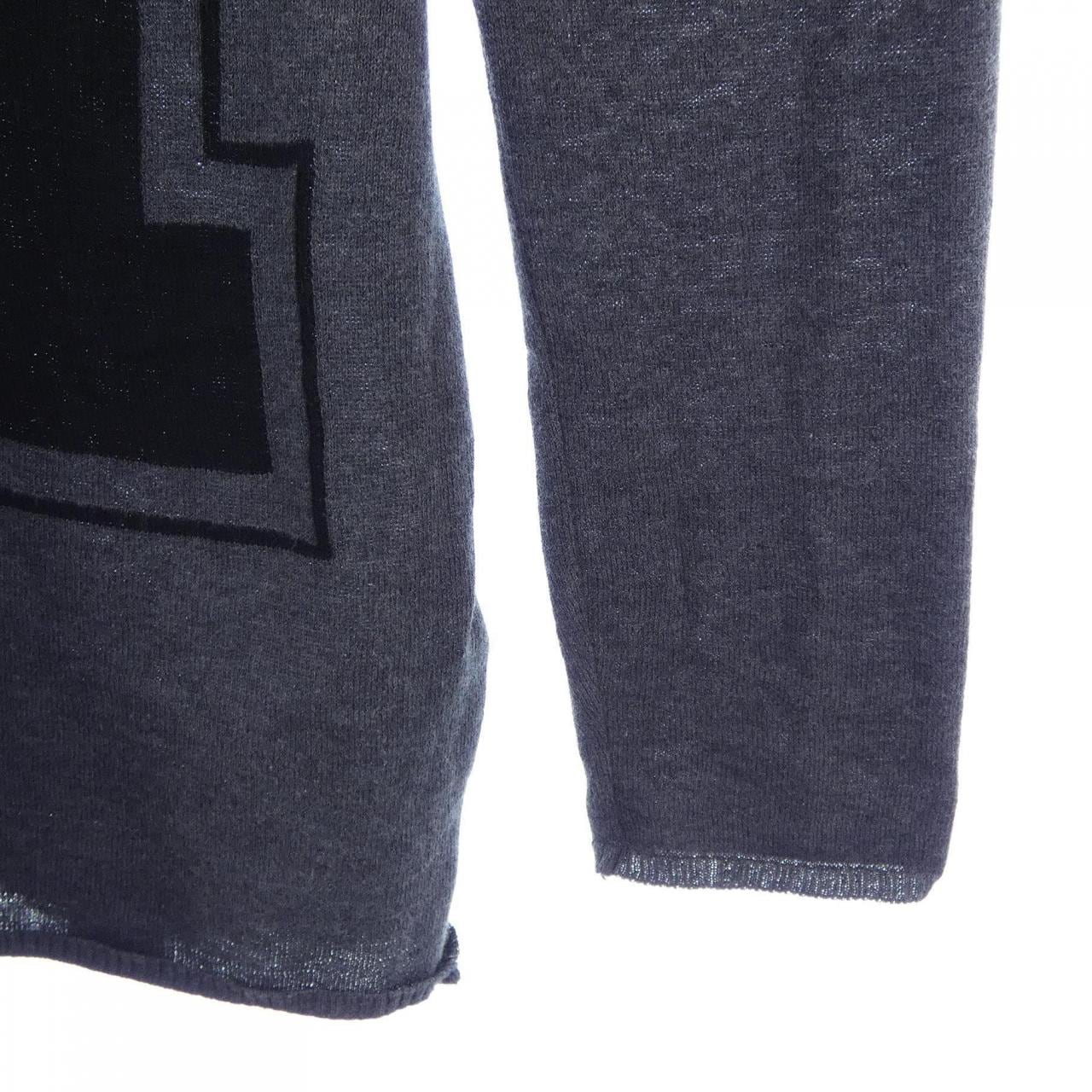 ヌメロヴェントゥーノ N°21 ニット