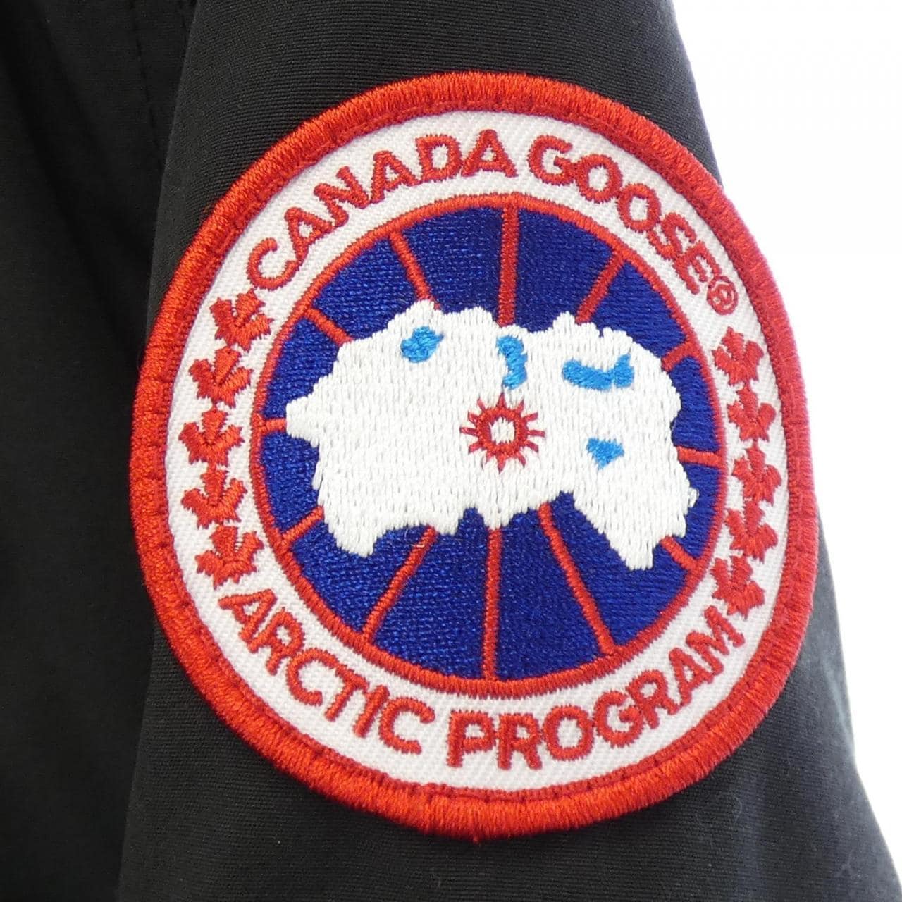 カナダグース CANADA GOOSE ダウンコート