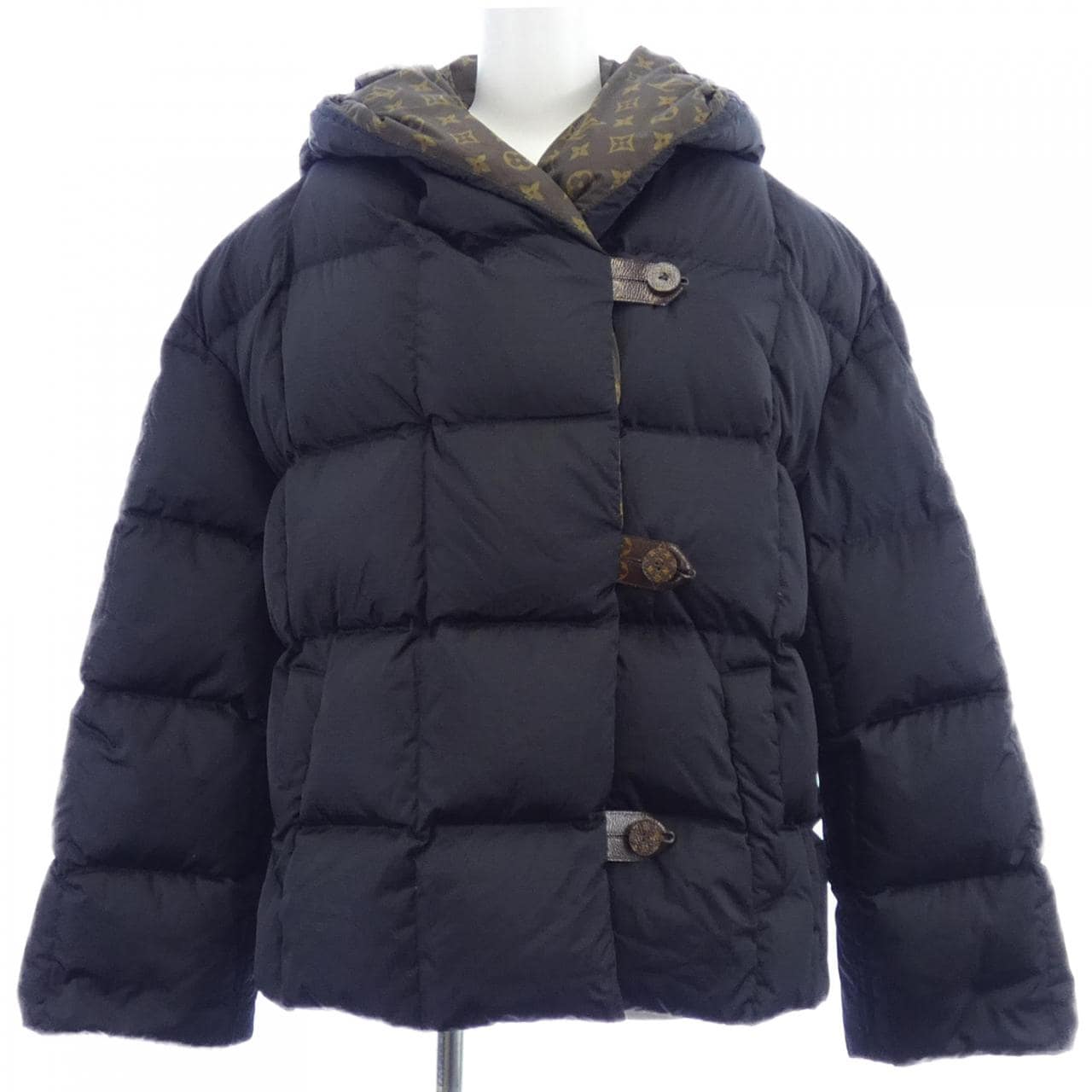 ルイヴィトン LOUIS VUITTON ロングスリーブピローパッファージャケット FOOW21E54 ダウンジャケット