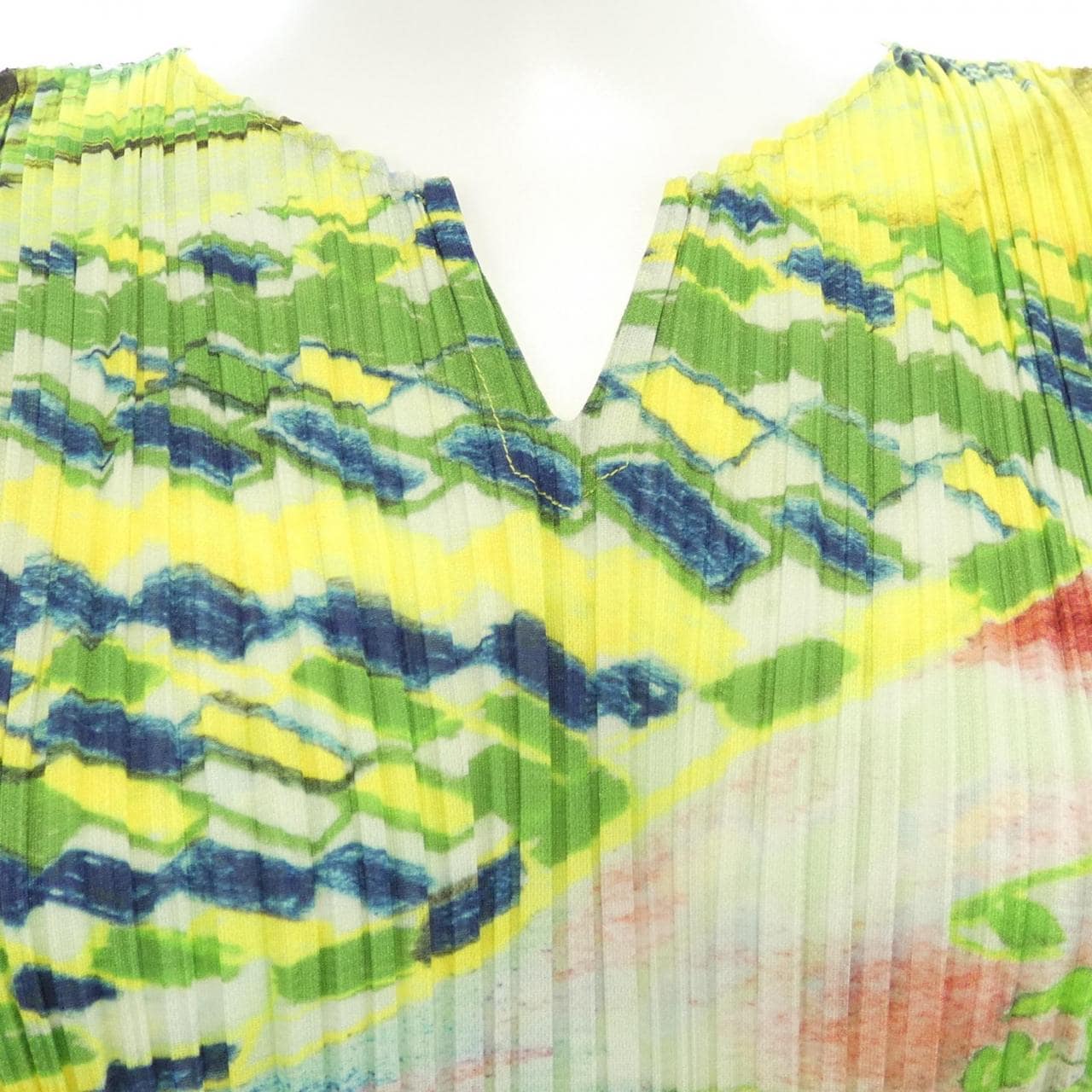 Pleats Please 2023 PROMENADE PP31JT702 7578035 Tops