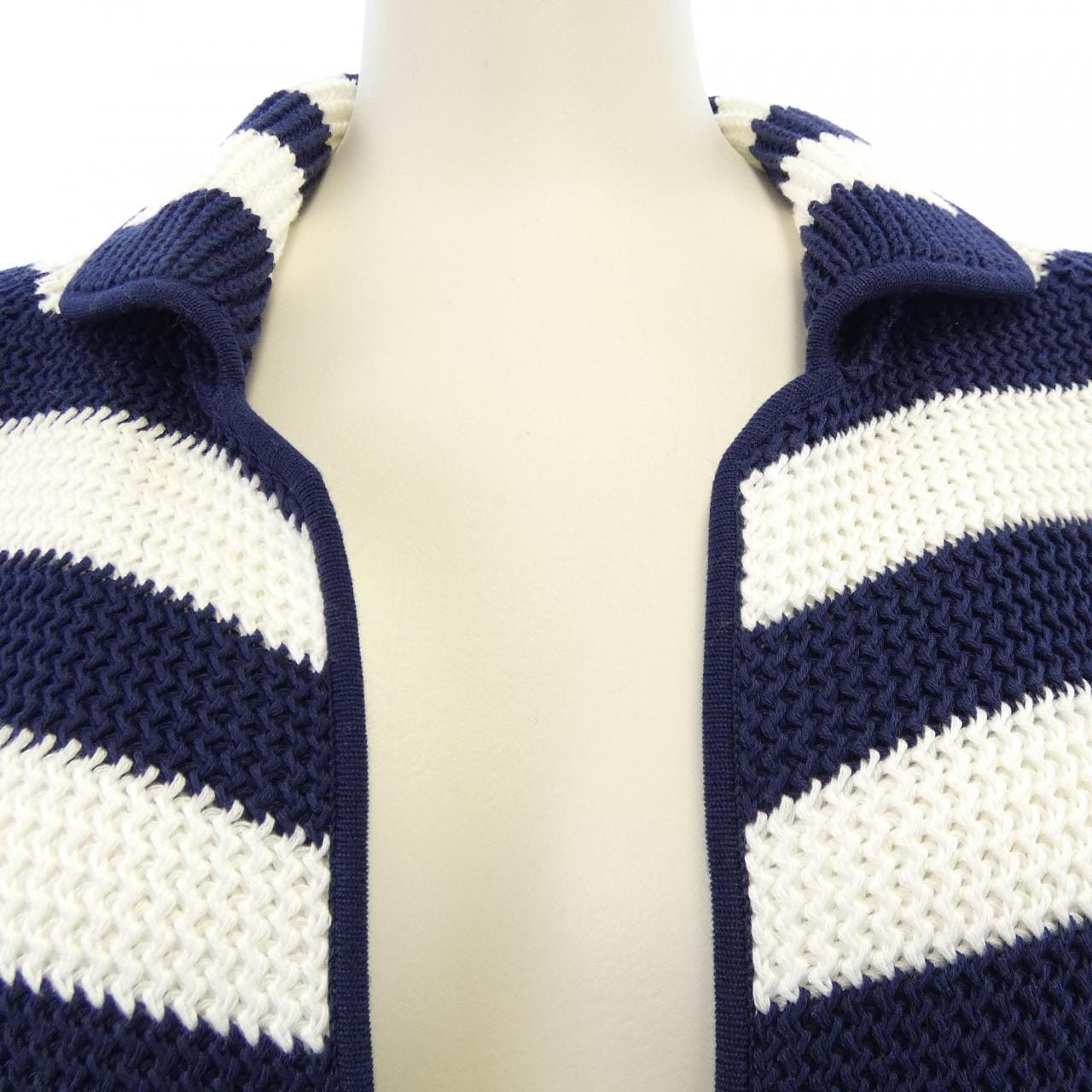 サルヴァトーレフェラガモ SALVATORE FERRAGAMO カーディガン