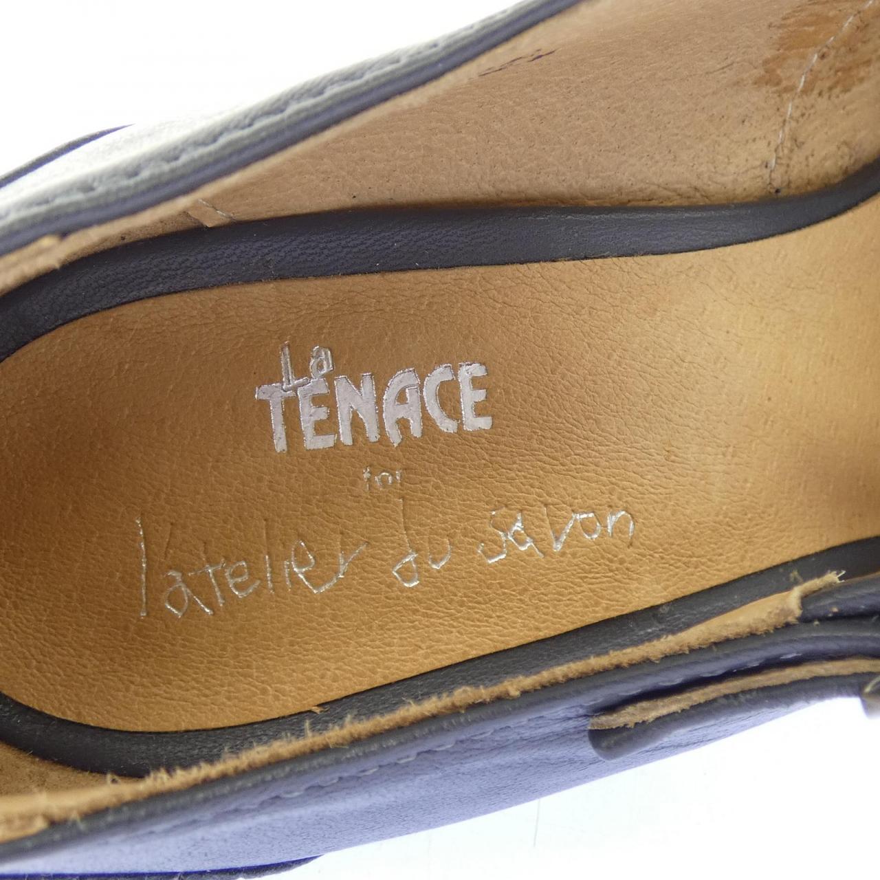 La TENACE パンプス