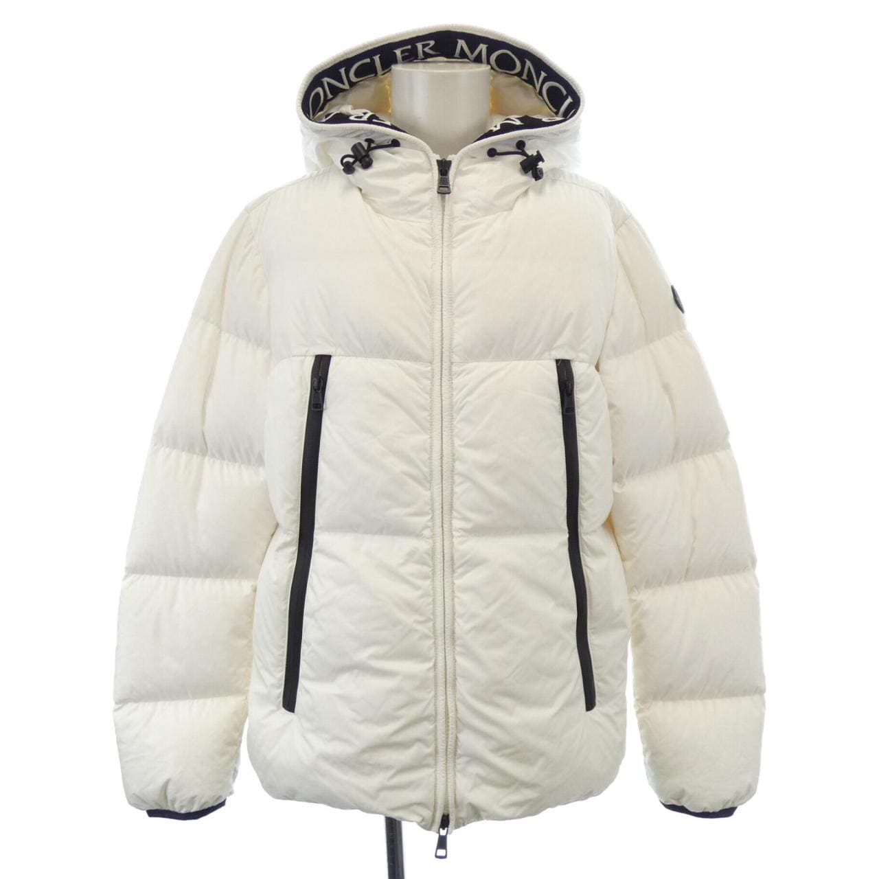 モンクレール MONCLER ダウンジャケット