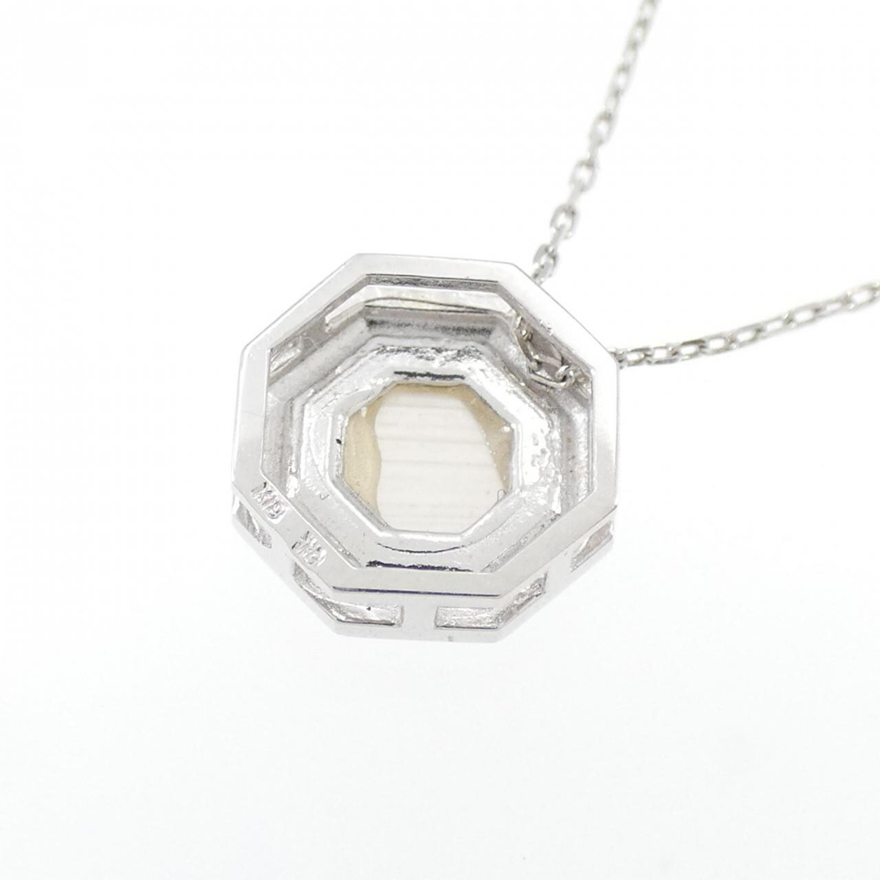 [BRAND NEW] K18WG Mother of Pearl Necklace