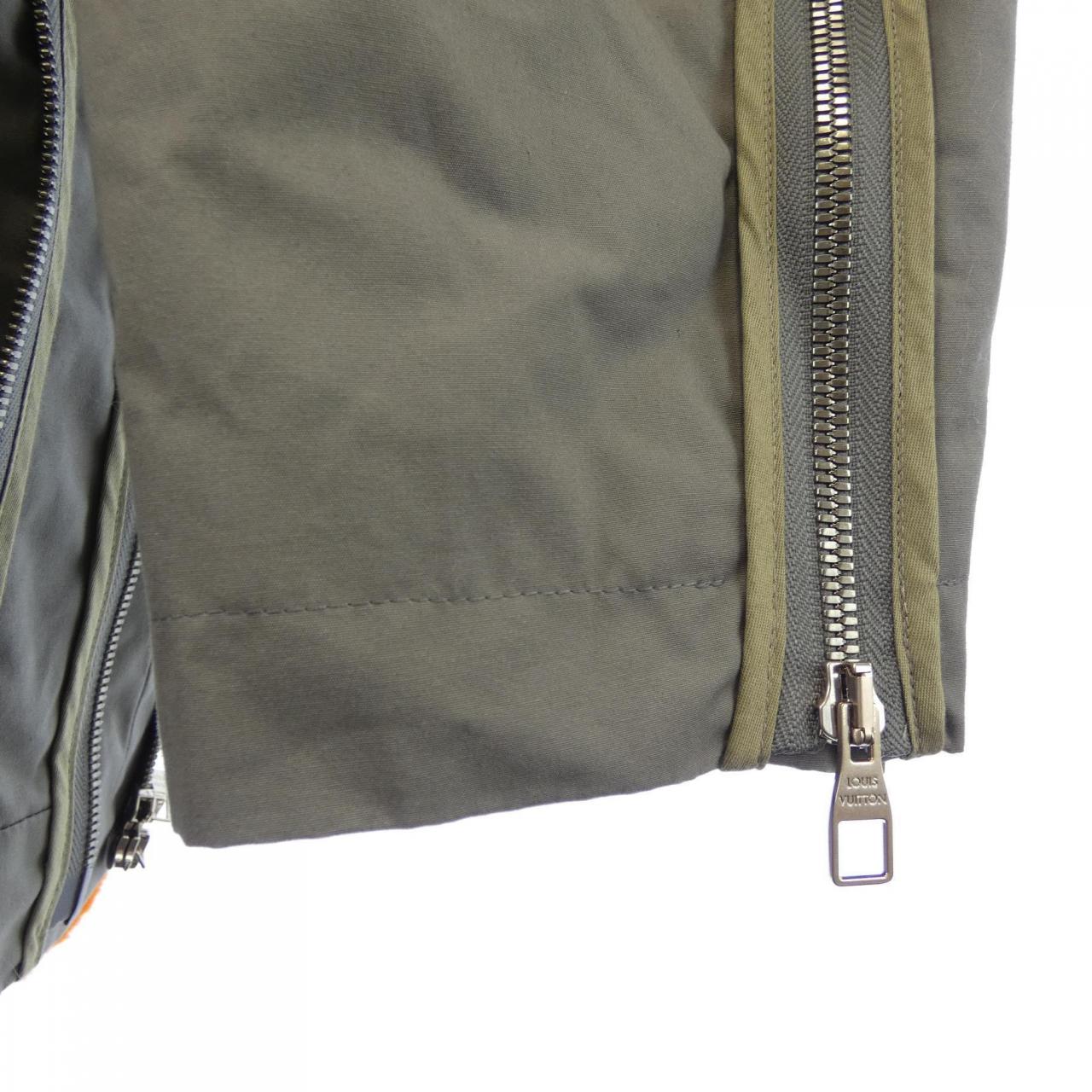 ルイヴィトン LOUIS VUITTON HFK85EGYW コート