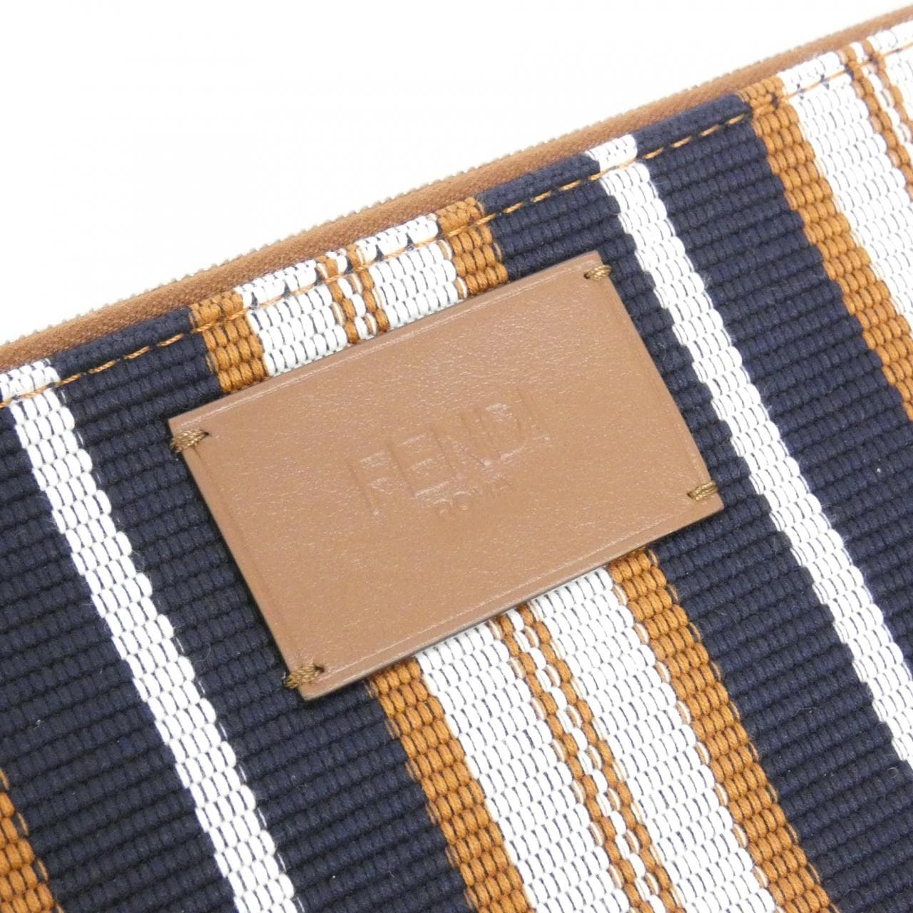 【新品】フェンディ 7N0158 AUGX ポーチ