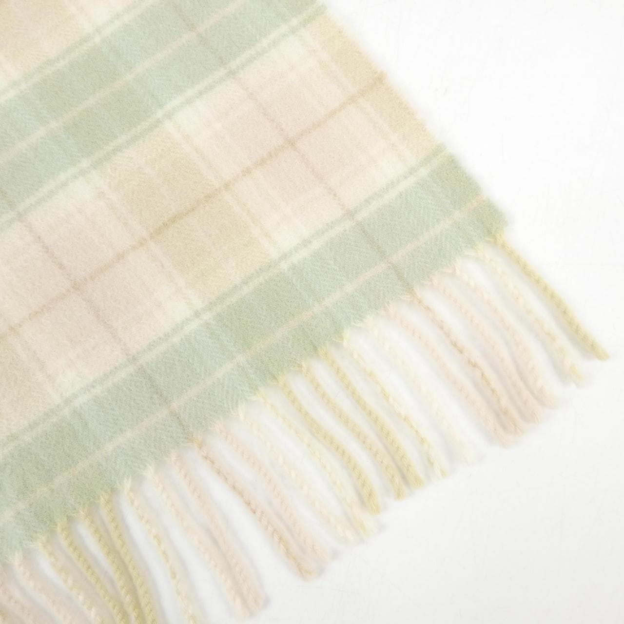 JOHNSTONS CASHMERE MUFFLER