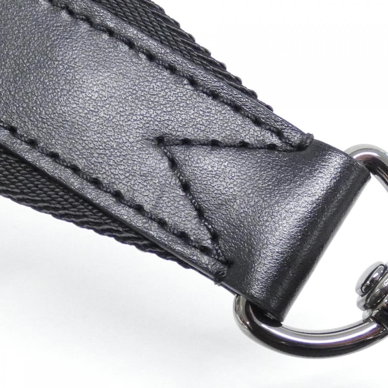 ルイヴィトン モノグラム エクリプス リバース トリオ メッセンジャー M69443 ショルダーバッグ