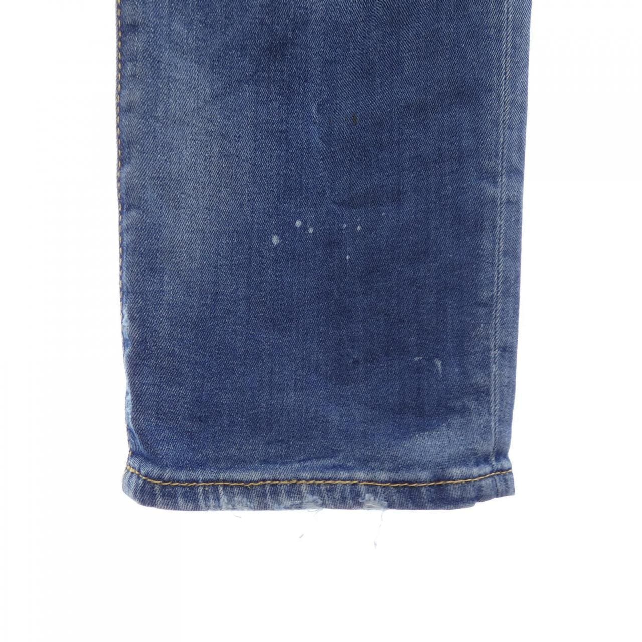 ディースクエアード DSQUARED2 S74LB993S3078 ジーンズ