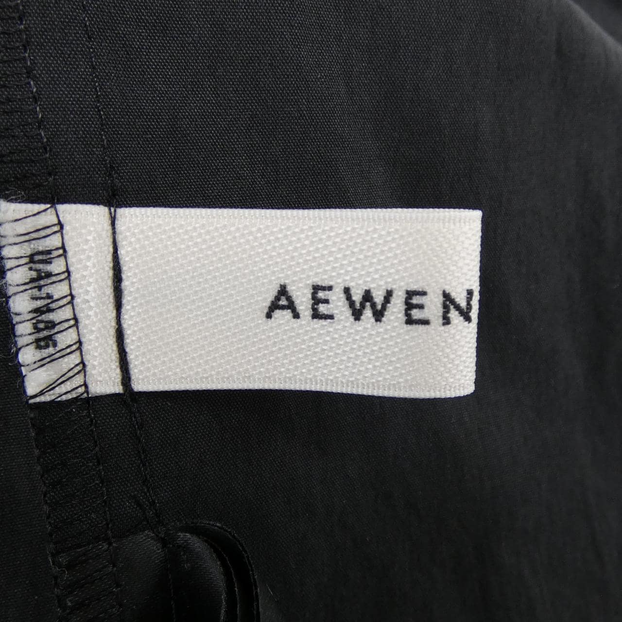 イウエンマトフ AEWEN MATOPH 8721-699-0012 トップス