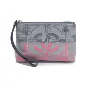 シャネル ニュートラベル ライン ポーチ