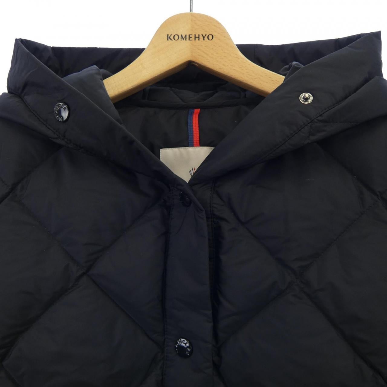 モンクレール MONCLER ダウンジャケット