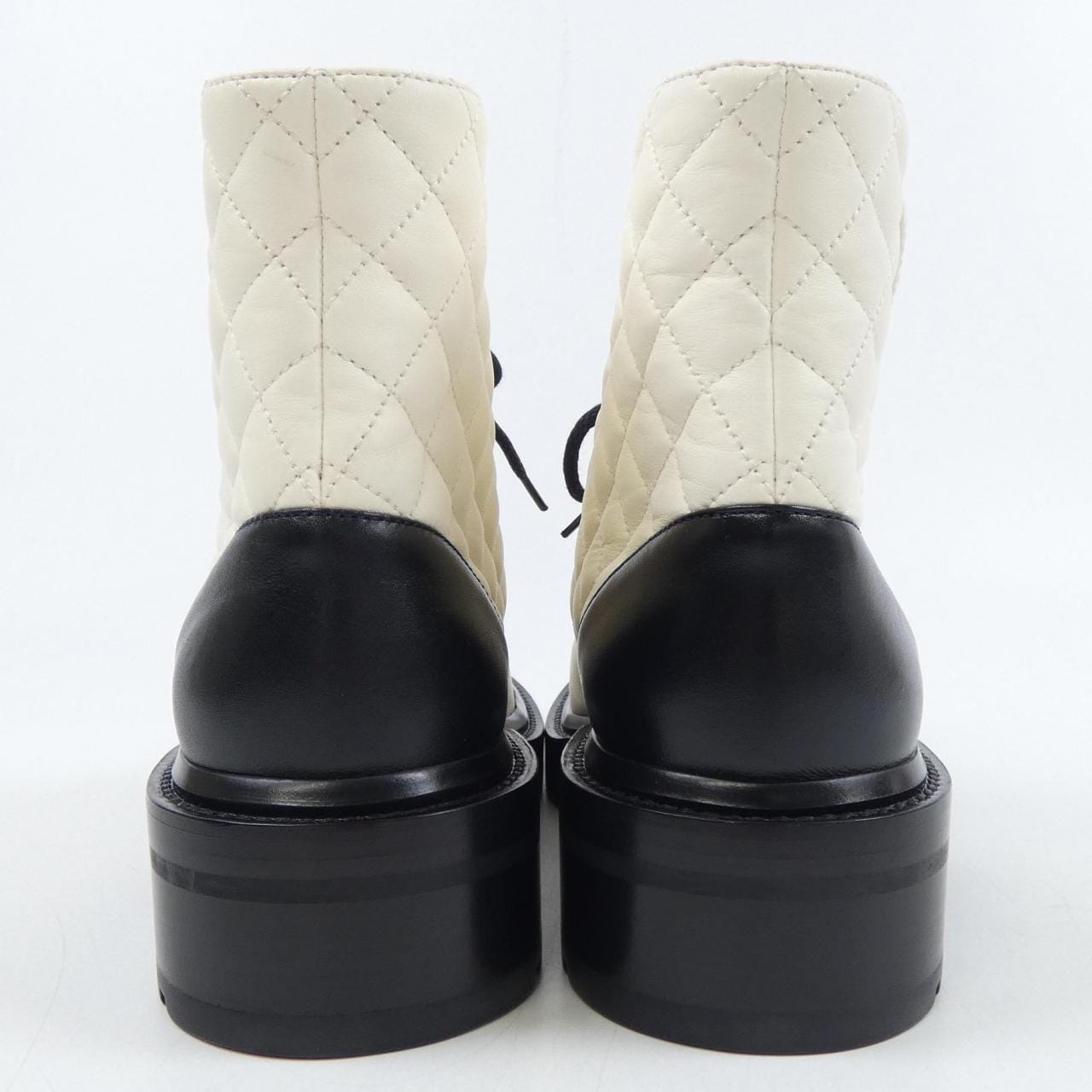 シャネル CHANEL ブーツ