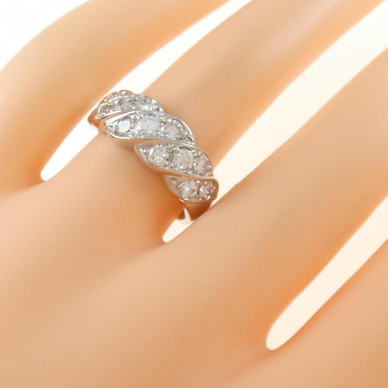 PT900 ダイヤモンド リング 1.00CT
