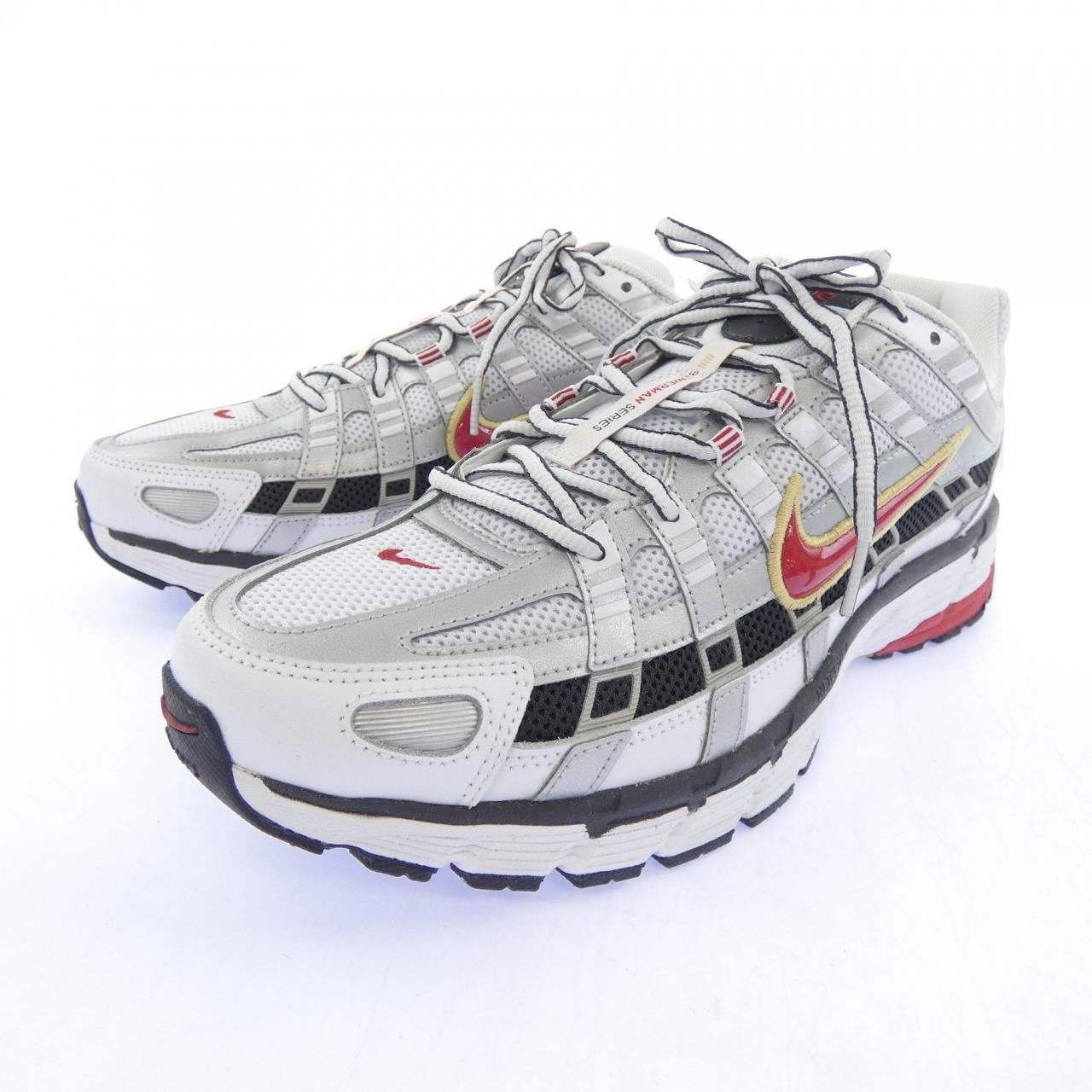 ナイキ NIKE BV1021-101 スニーカー