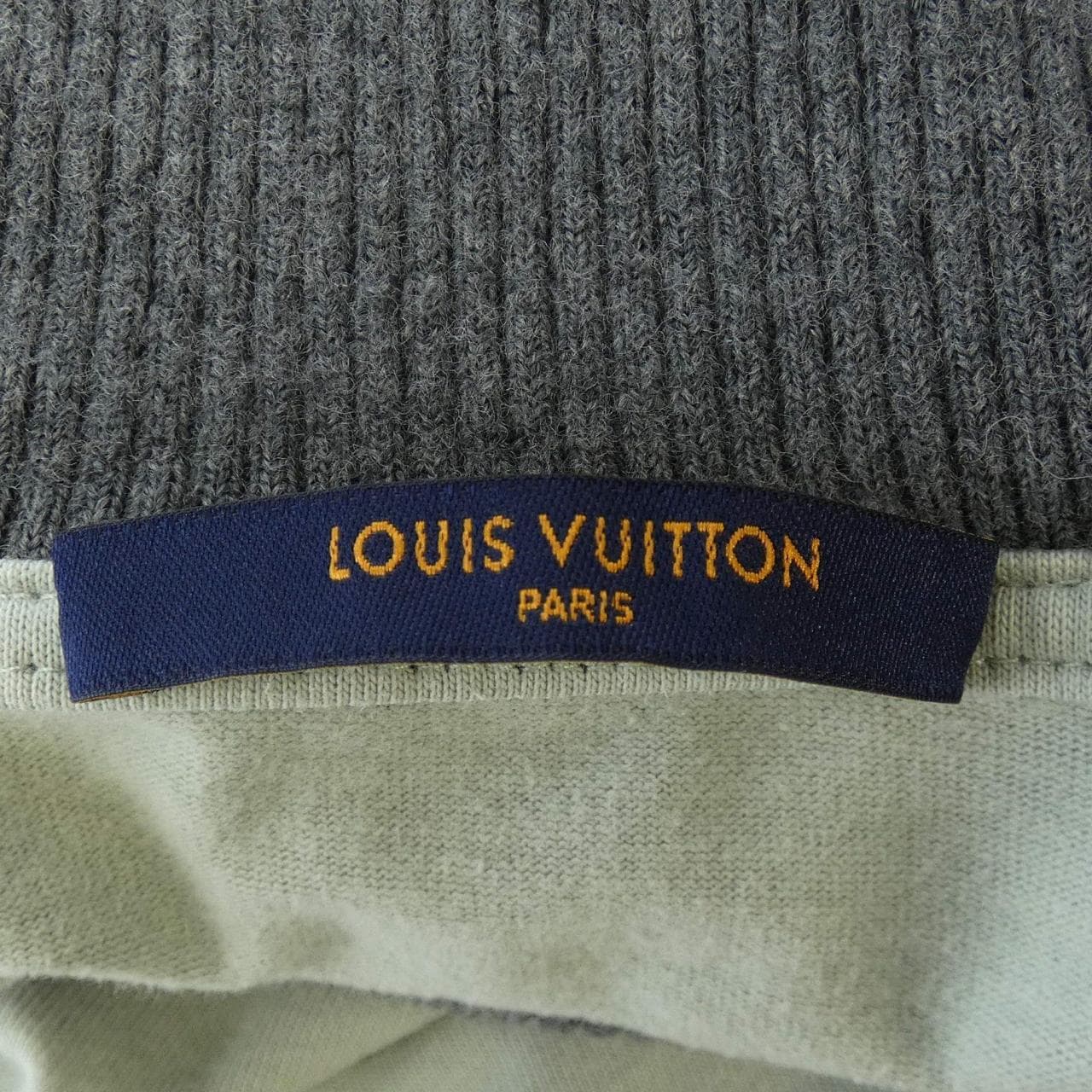 LOUIS VUITTON VUITTON Sweatshirt