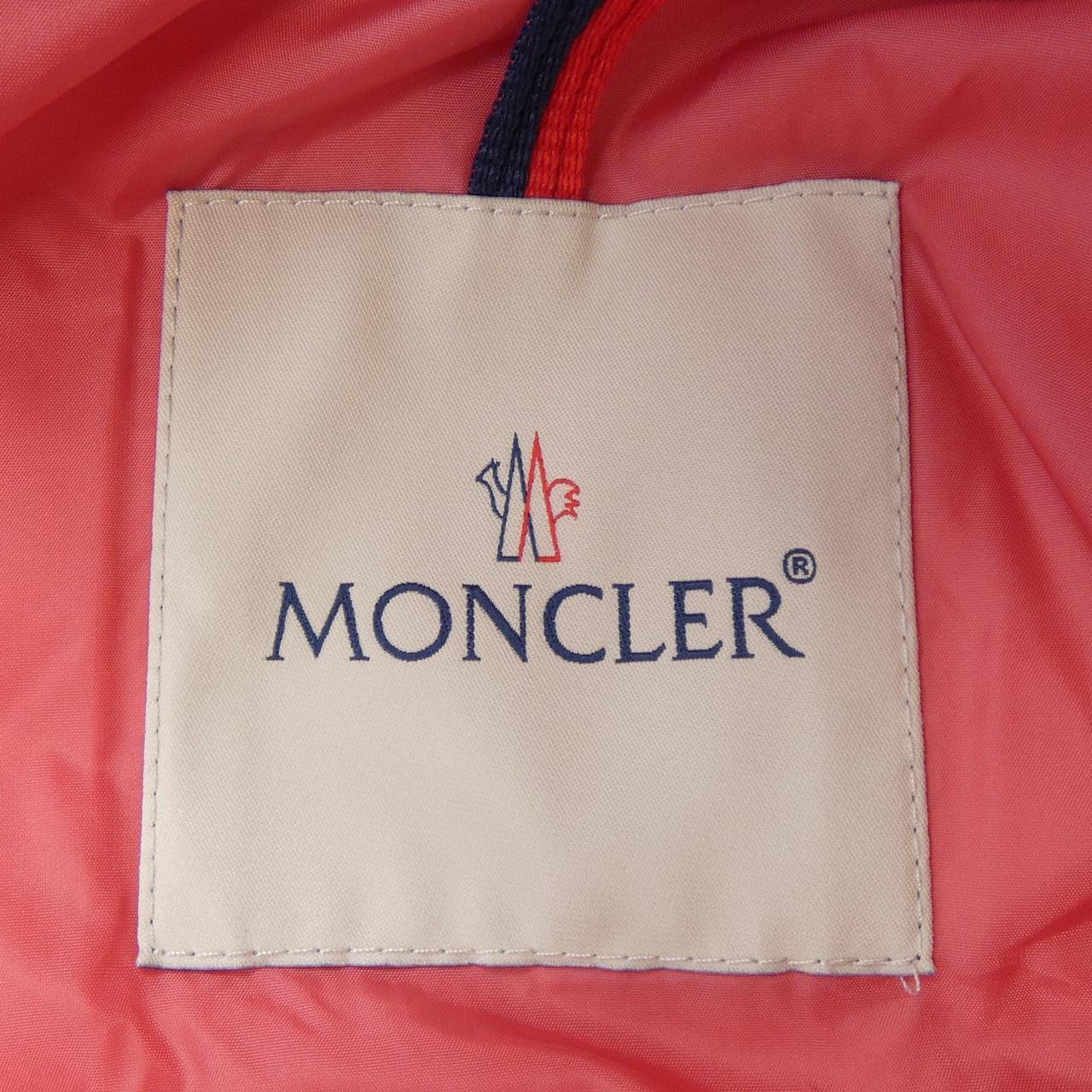 モンクレール MONCLER ダウンジャケット