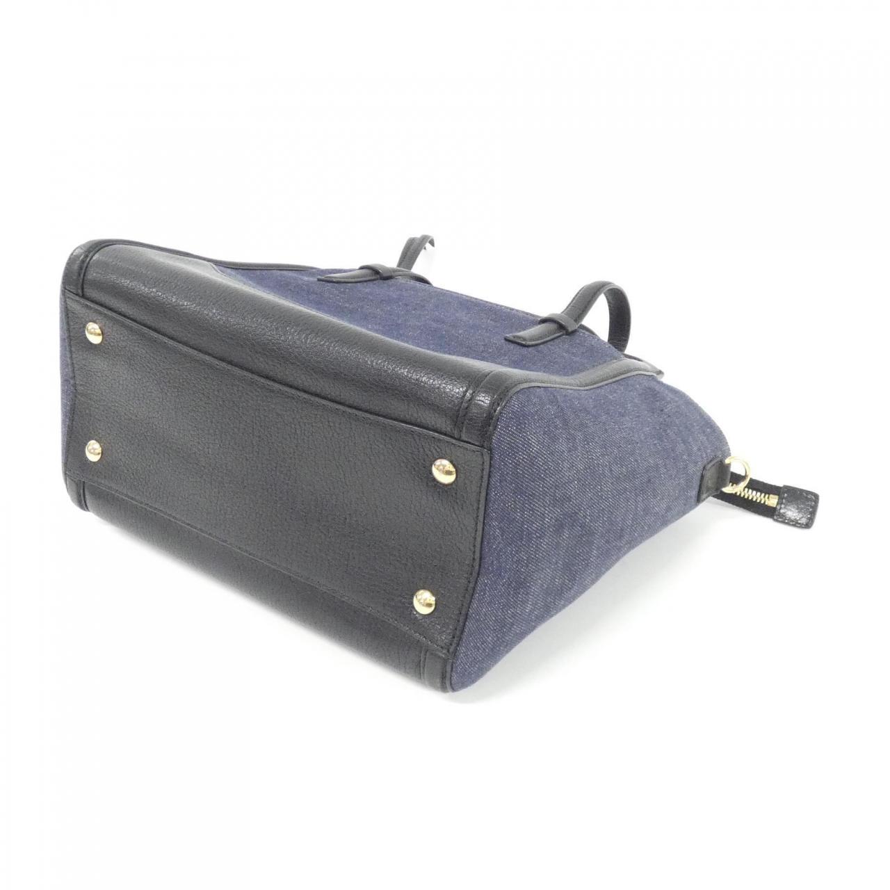 サルヴァトーレフェラガモ 21 F830 バッグ