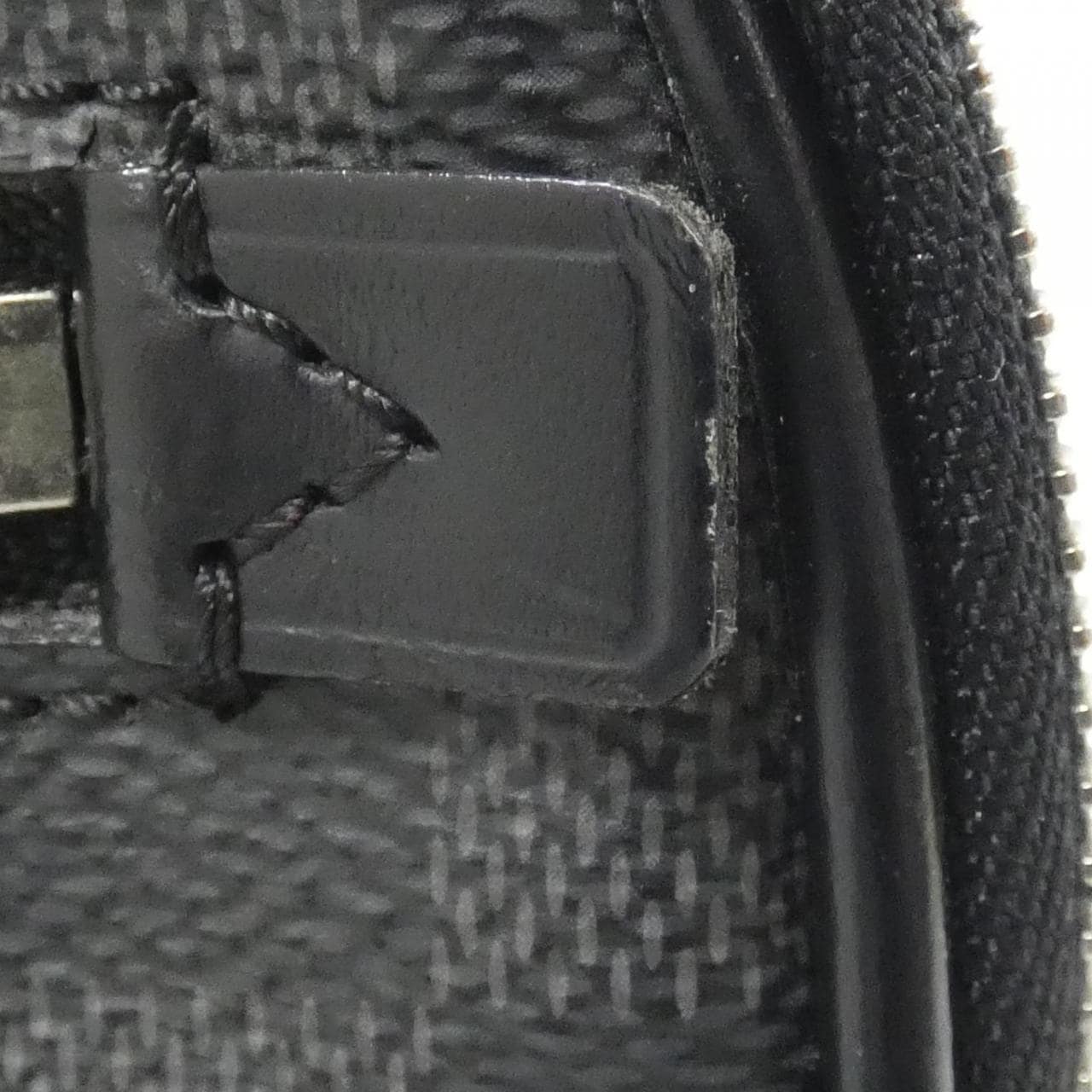 ルイヴィトン ダミエ グラフィット アンブレール N41289 ショルダーバッグ