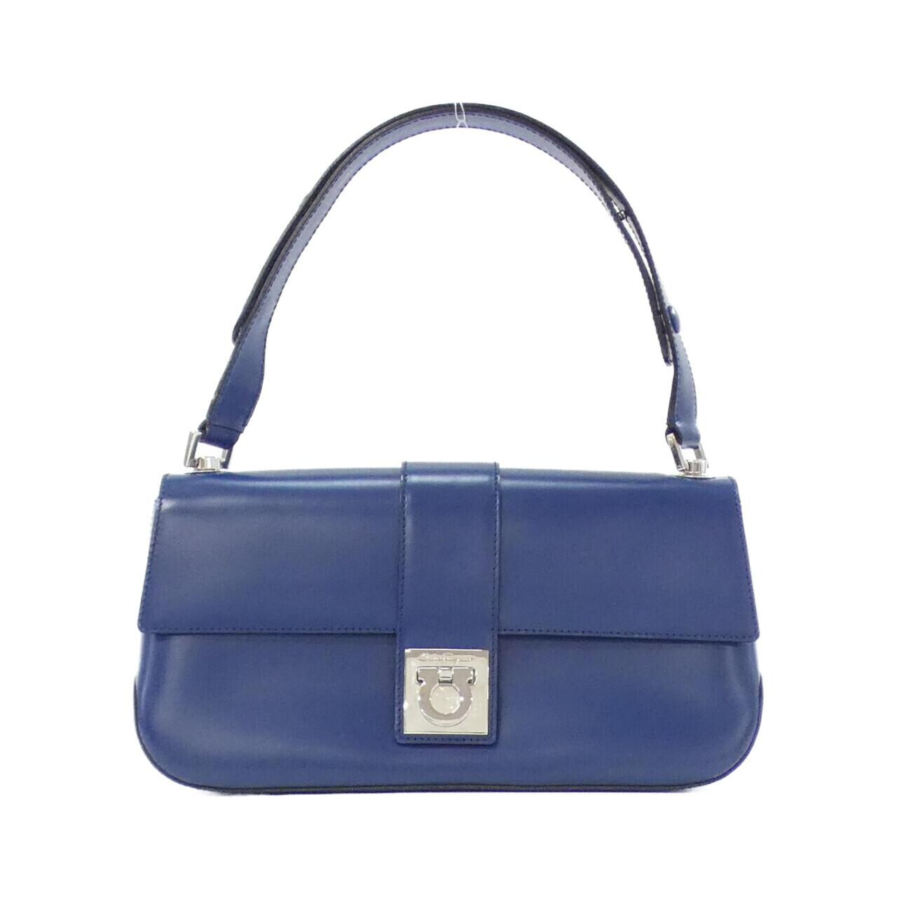 サルヴァトーレフェラガモ 21 1780 ショルダーバッグ