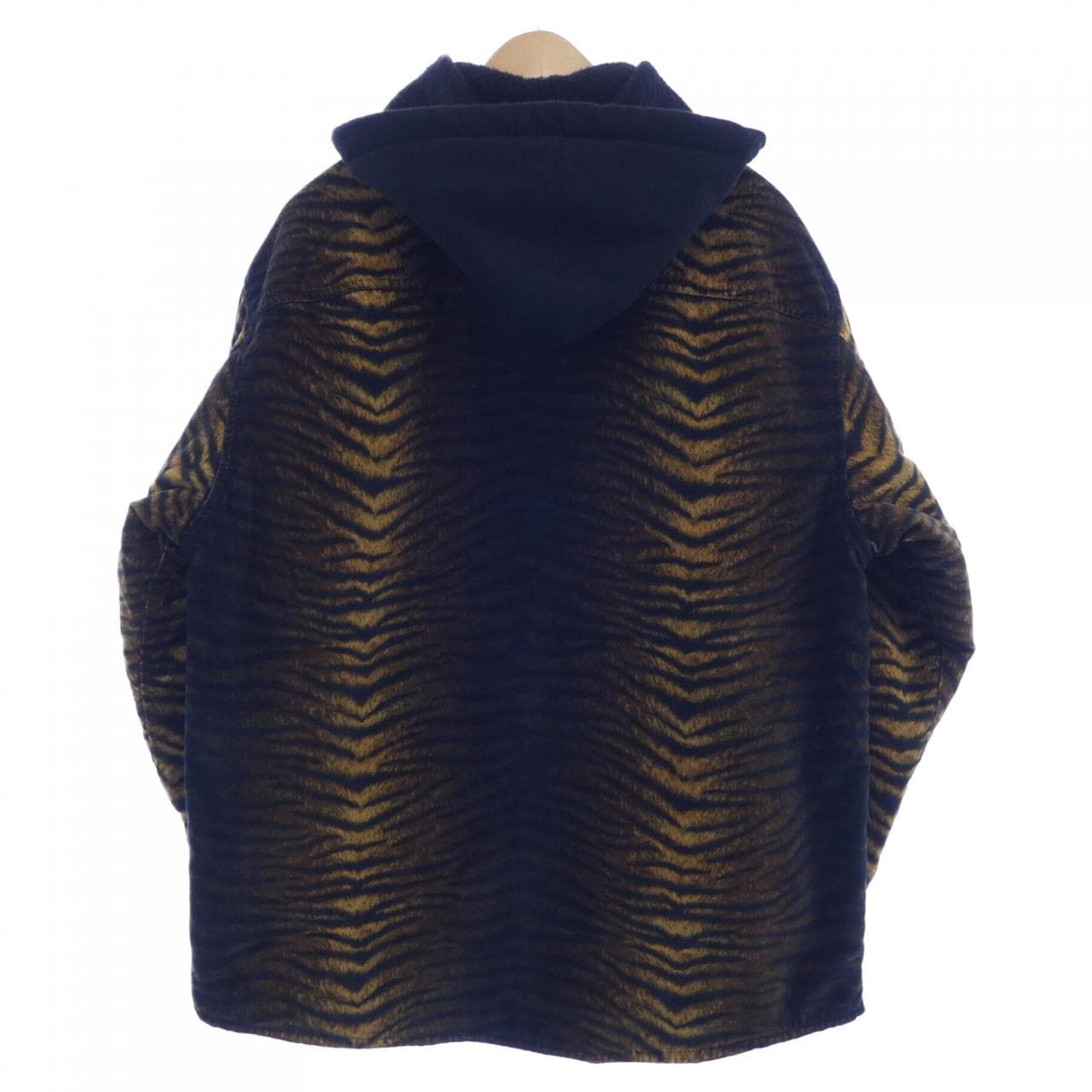 シュプリーム SUPREME Quilted Lined Hooded Velv シャツ