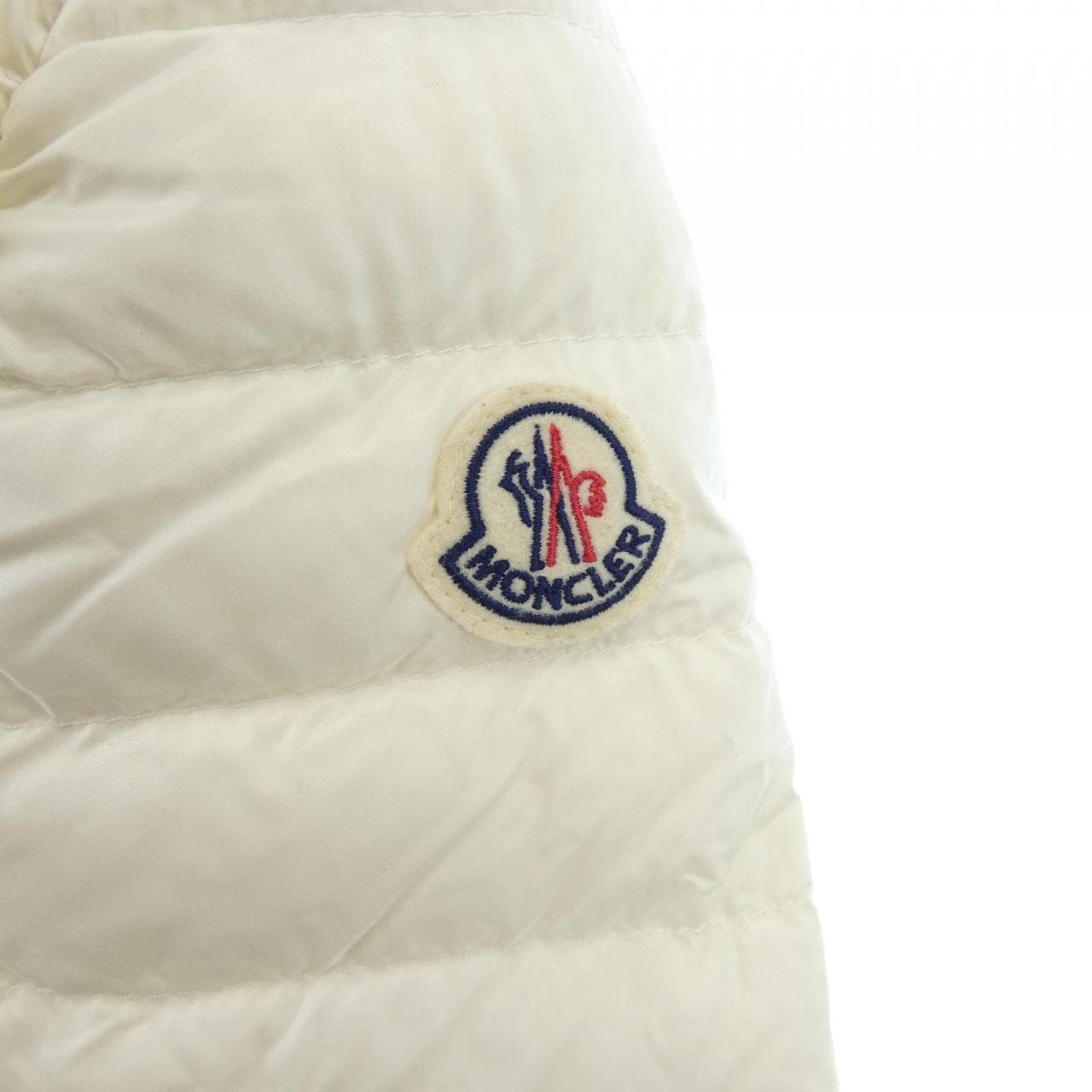 モンクレール MONCLER ダウンジャケット
