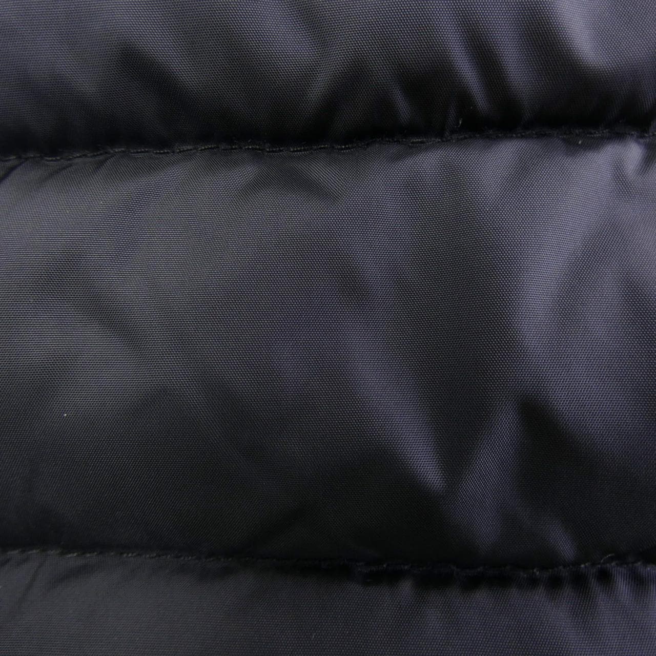 モンクレール MONCLER ダウンジャケット