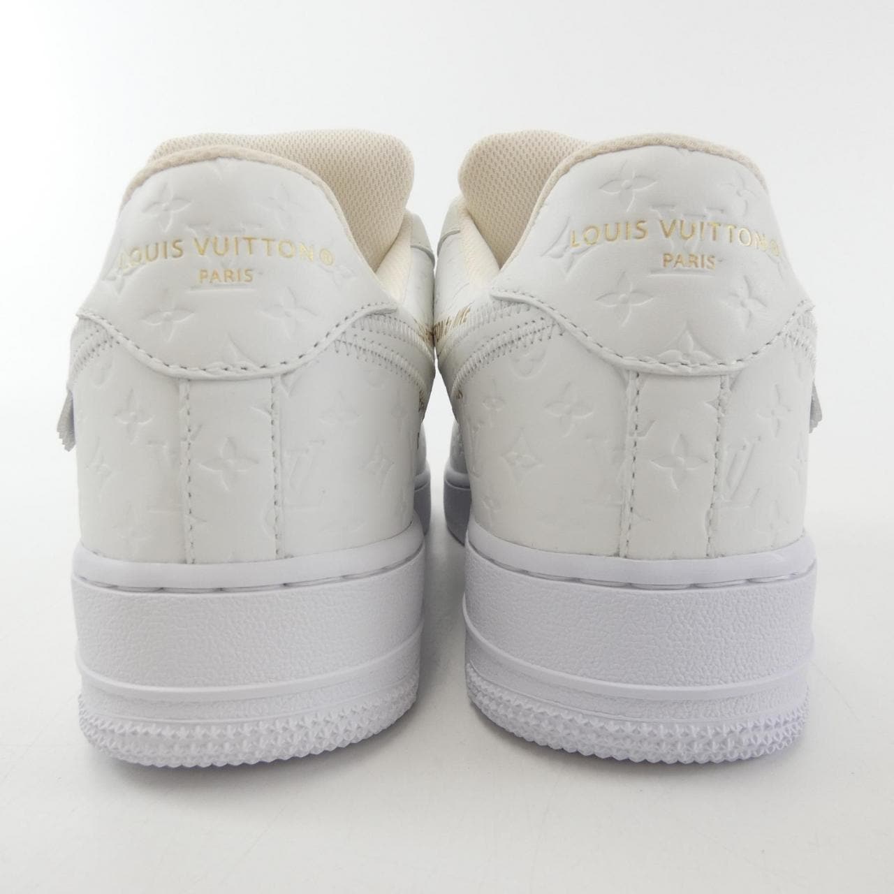 LOUIS LOUIS VUITTON sneakers