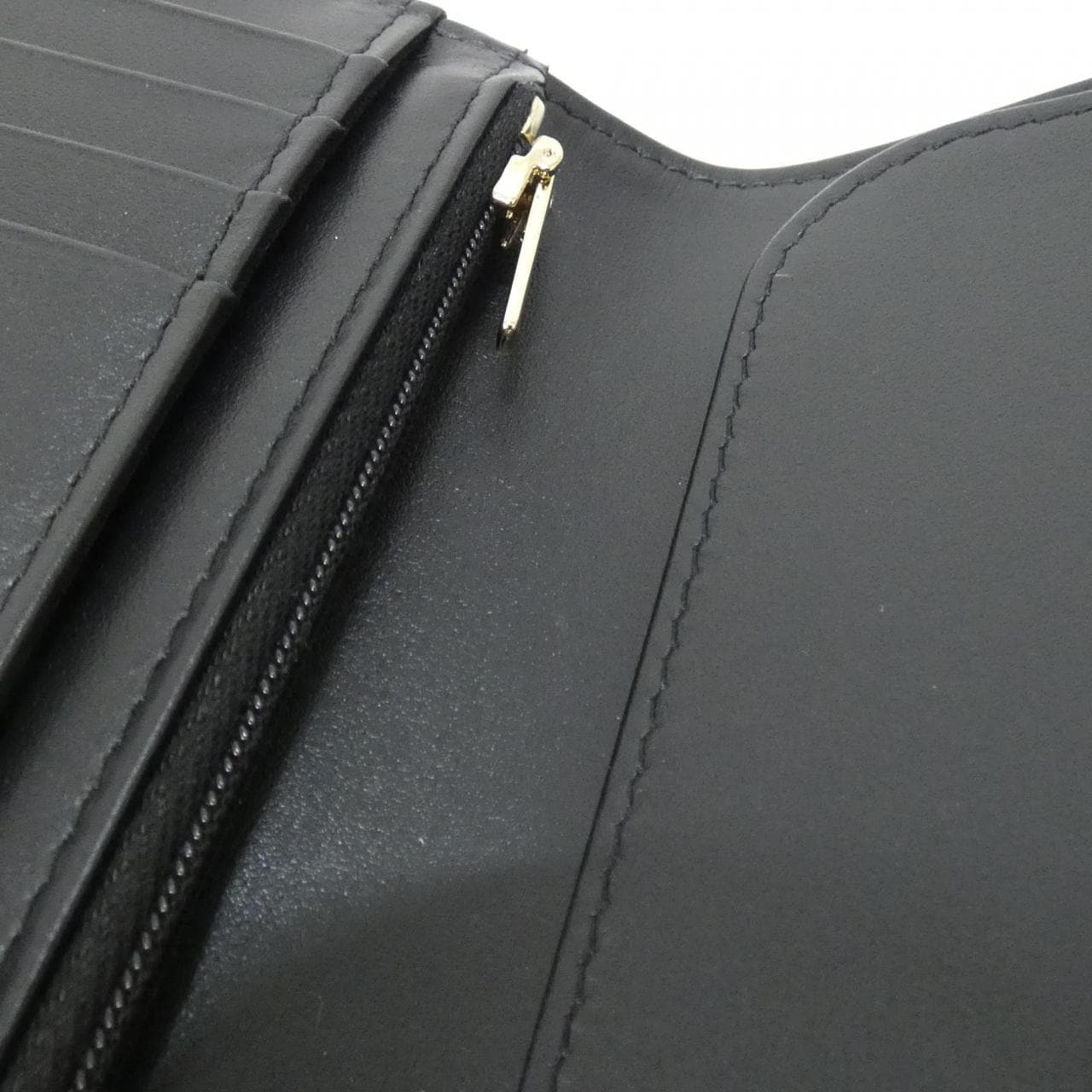 シャネル AP4665 パスポートケース