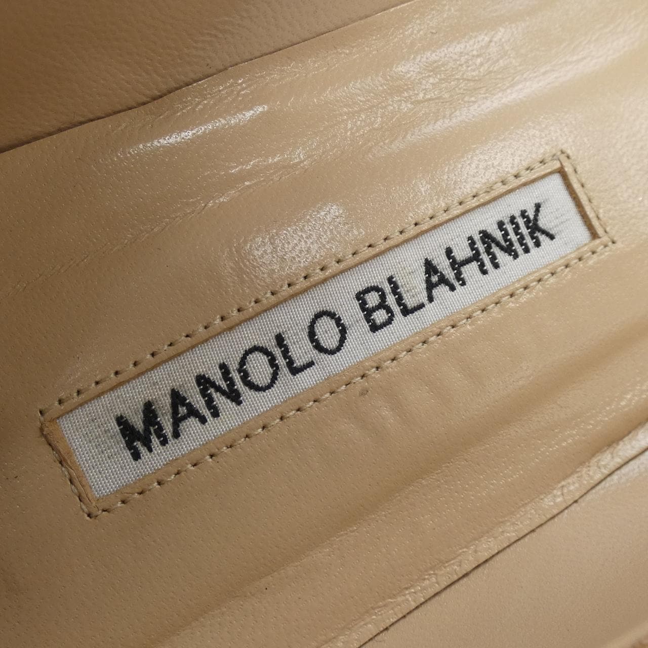 マノロブラニク MANOLO BLAHNIK フラットシューズ