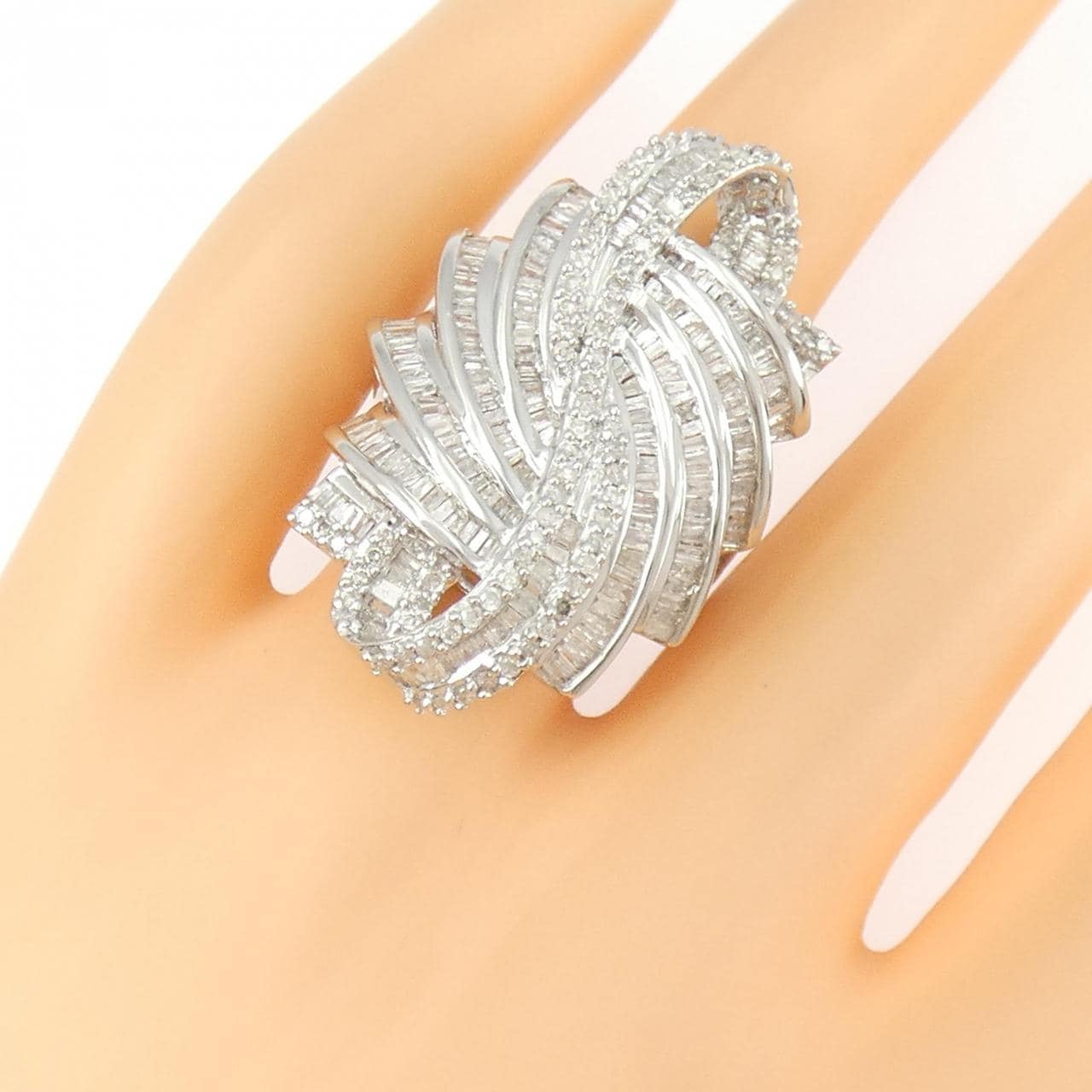 K18WG ダイヤモンド リング 2.50CT