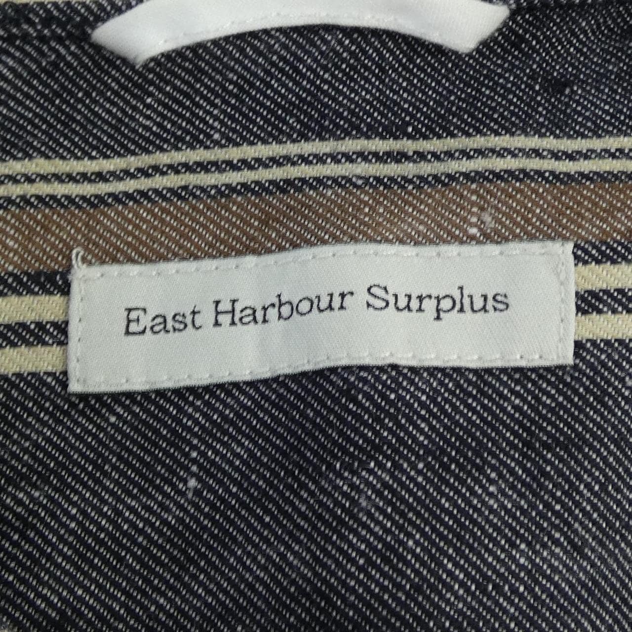 EAST HARBOUR SURPLUS シャツ
