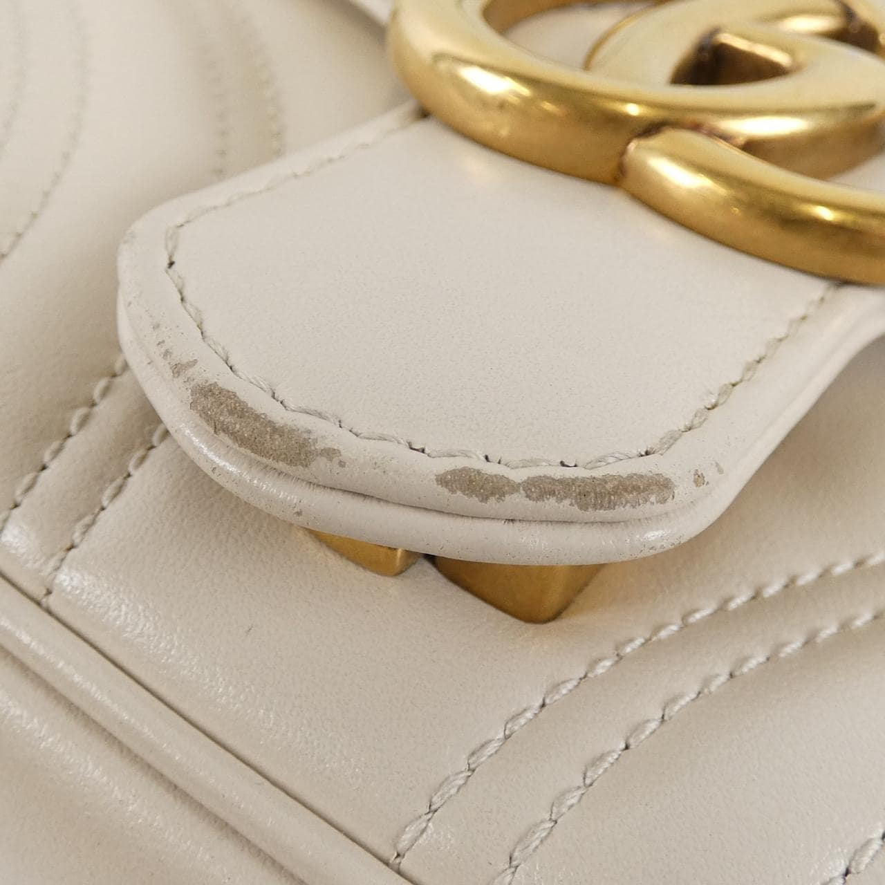 グッチ GG マーモント739682 AABZC ショルダーバッグ