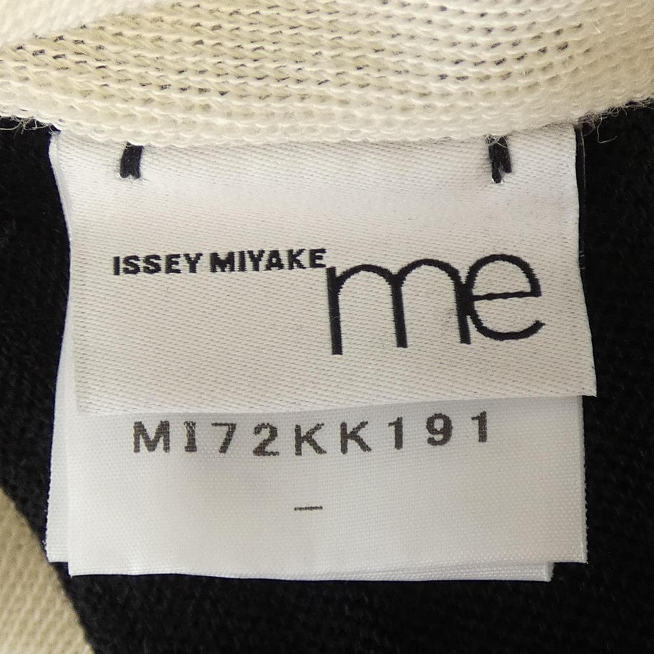 ミーイッセイミヤケ me ISSEY MIYAKE ニット