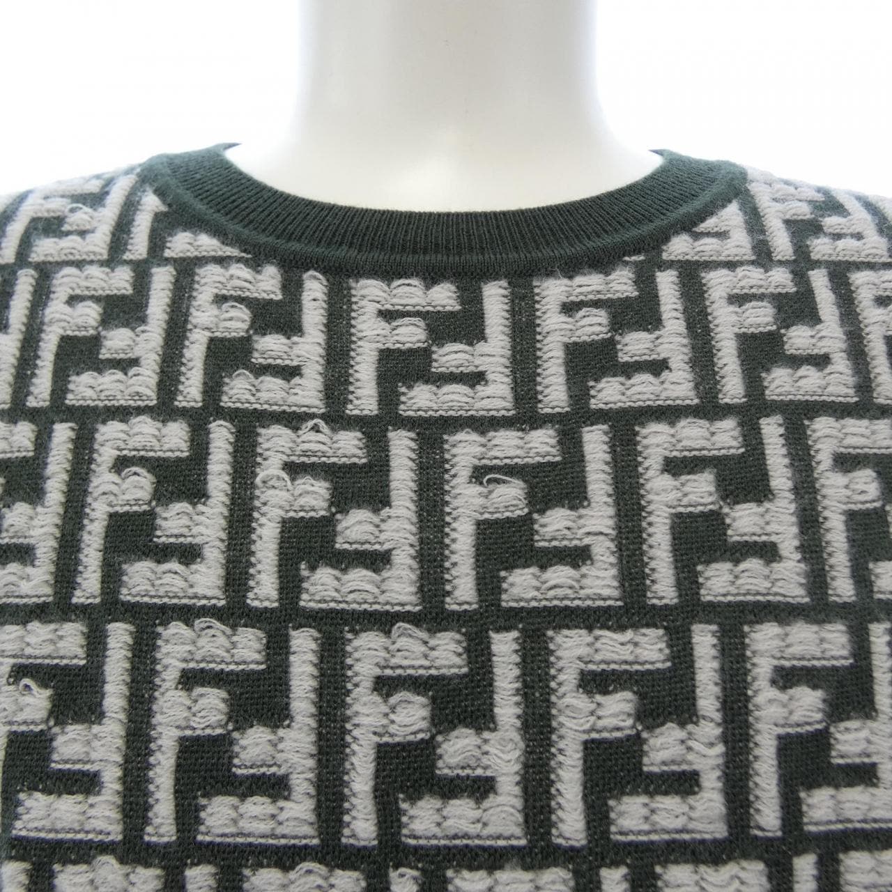 フェンディ FENDI FZX051 AR85 ニット