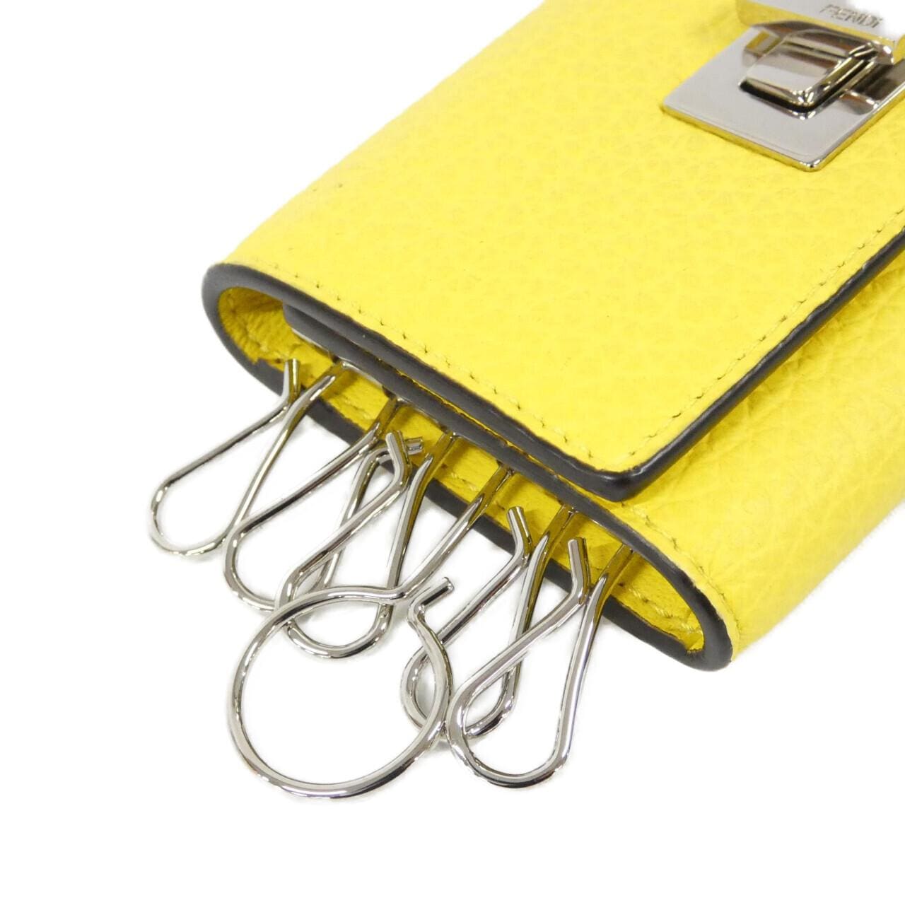 フェンディ SELLERIA ピーカブー 8AP159 A91B キーケース