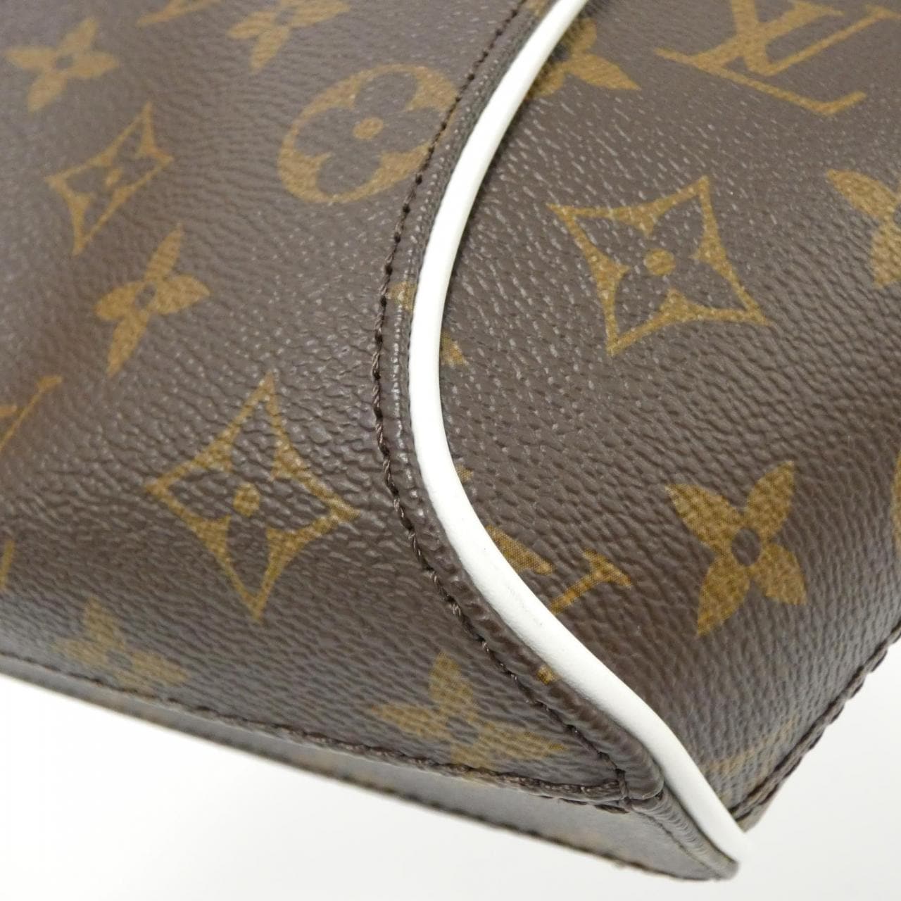 LOUIS VUITTON Monogram (LV Match) 椭圆 BB M20752 包