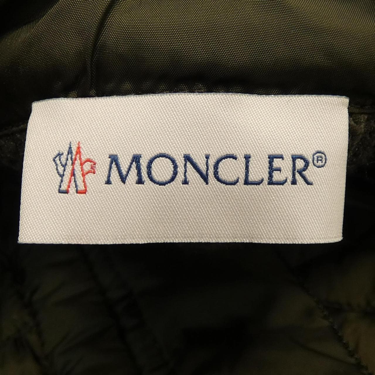 モンクレール MONCLER ダウンジャケット