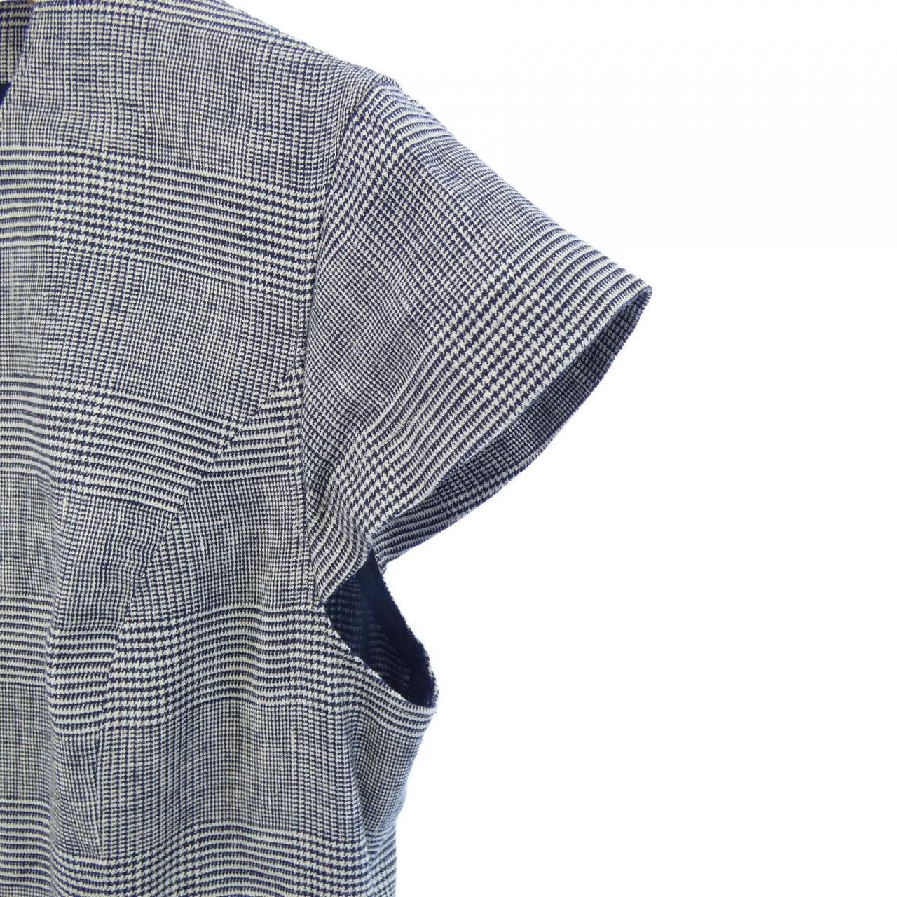 タエアシダ TAE ASHIDA ワンピース