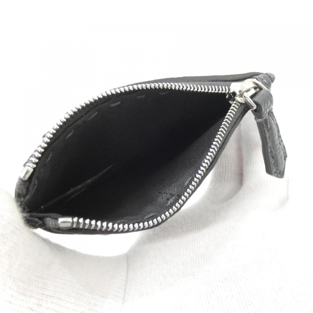 フェンディ 7M0343 AP3B コインケース