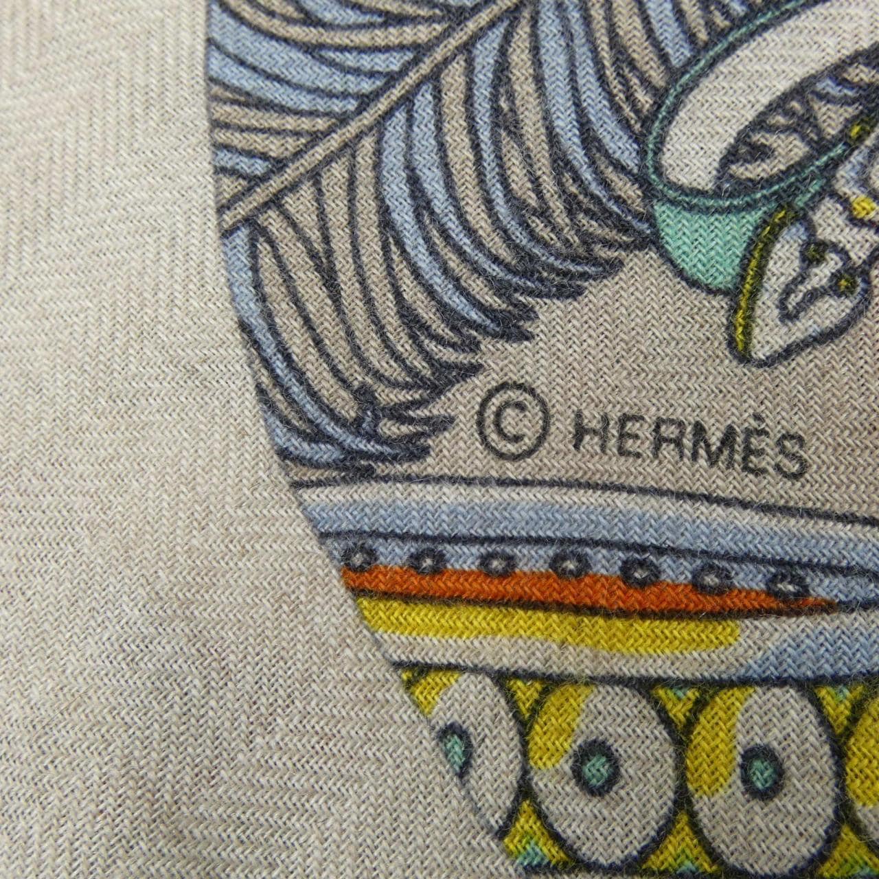 エルメス HERMES BAL DE SOIE H363987S トライアングルジェアン ショール