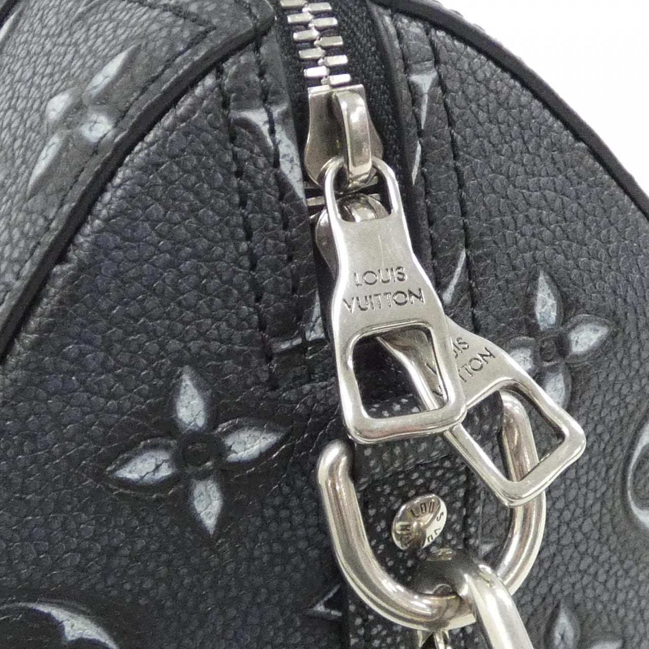 ルイヴィトン シティ キーポル M21448 ショルダーバッグ