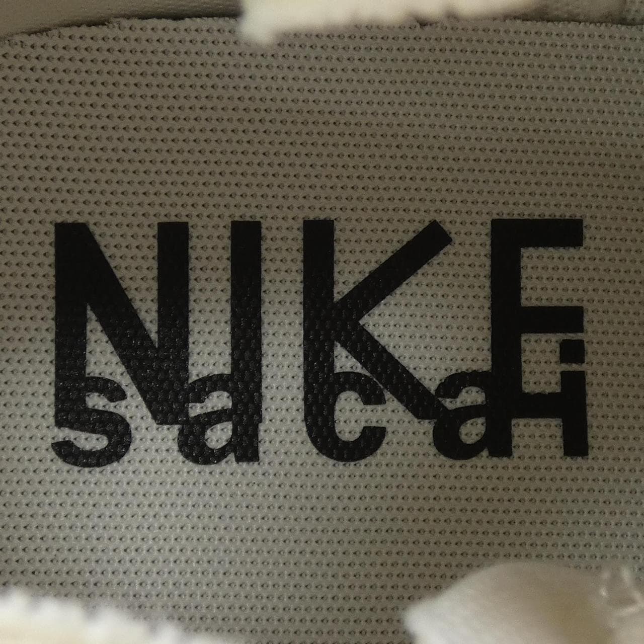 ナイキサカイ NIKE×SACAI DD1877-100 スニーカー