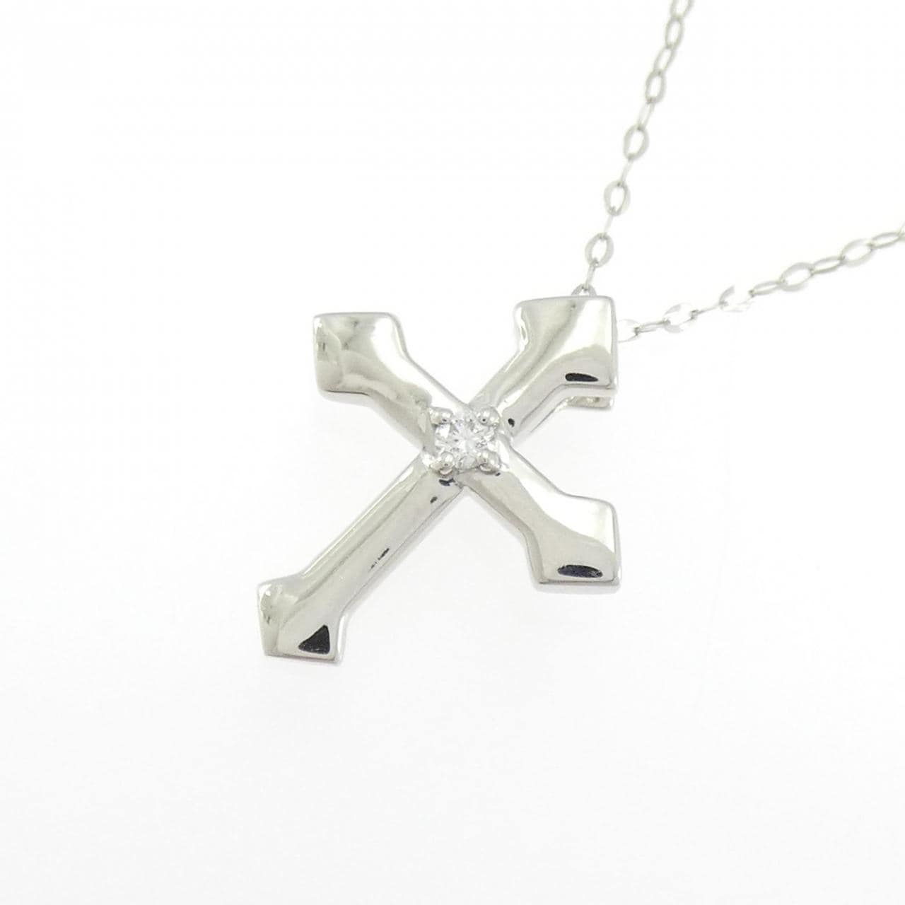 ジーエスティービー クロス ダイヤモンド ネックレス 0.03CT