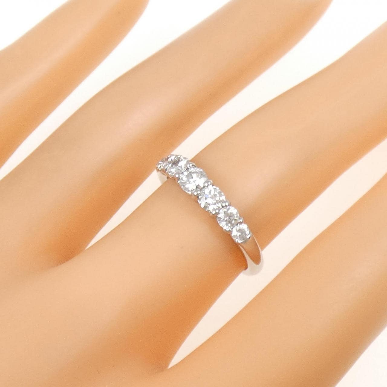 PT900 ダイヤモンド リング 0.70CT