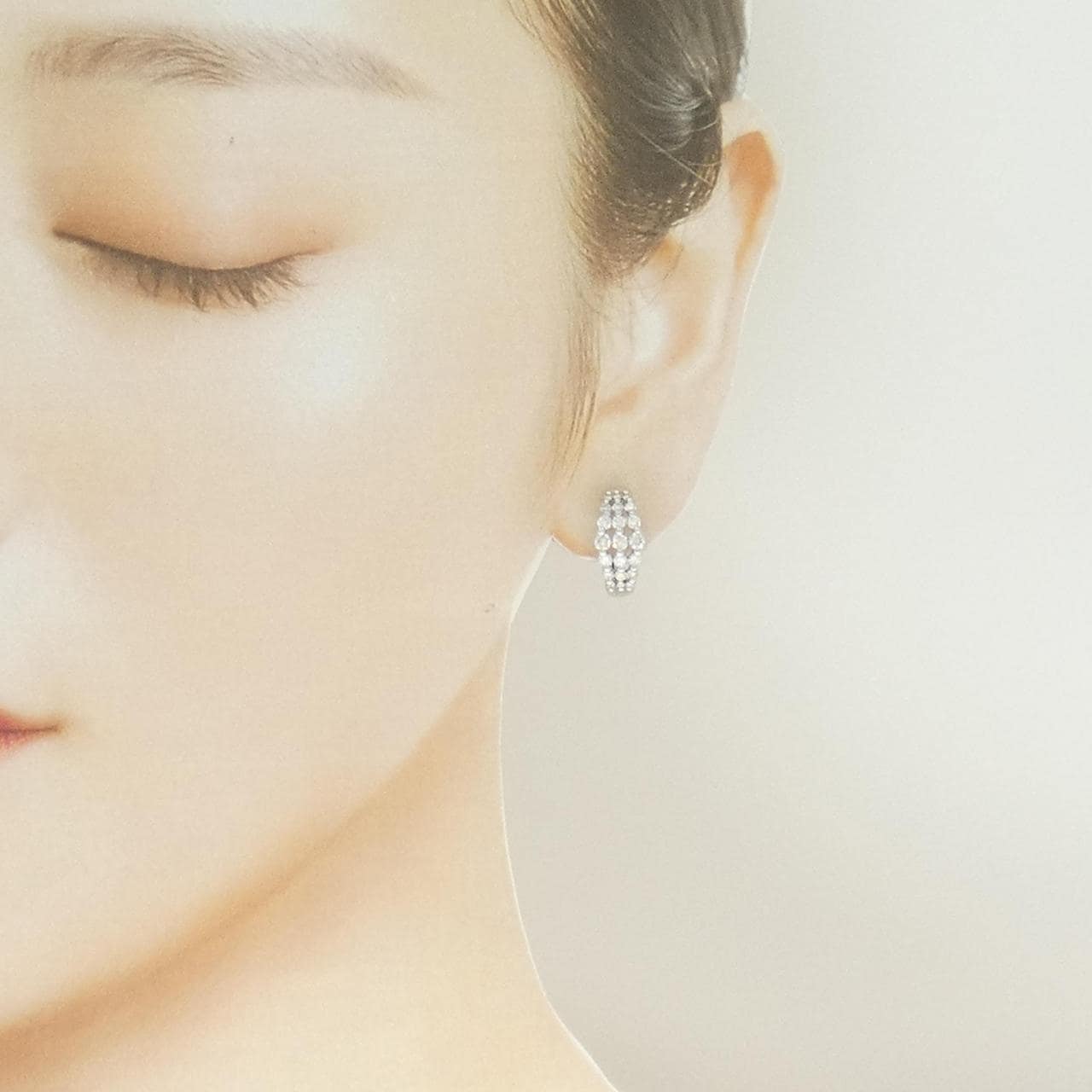 K18WG ダイヤモンド フープ ピアス 1.00CT